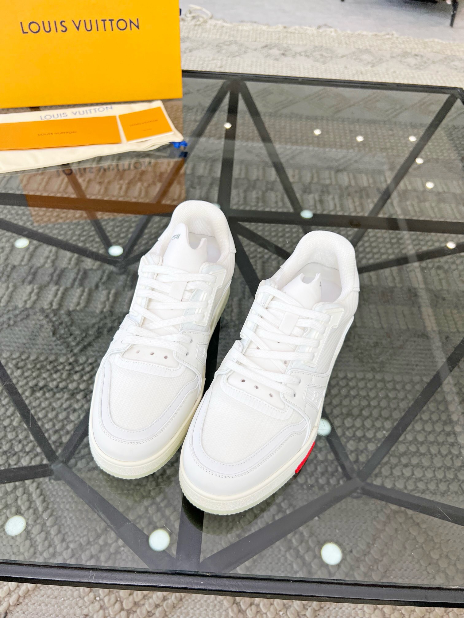 NO:219001,Brand LOUIS VUITTON original color matching code number 38-45 standard code price material new Louis Vuitton high top casual shoes!  High-quality Labon craft upper is made of cowhide with original material LV Comfortable breathable mesh cloth Neli mesh cloth footbed style Simple and atmospheric LV original outsole, Louis Vuitton, louis vuitton, louis vuitton, louis vuitton, louis vuitton, cowhide19860909品牌LOUIS VUITTON 颜色原版配色 码数38-45标准码 价格 材质路易威登新款 高帮 休闲鞋！高品质拉邦工艺鞋面采用牛皮搭配原版材质LV 舒适透气网布内里网布垫脚版型时尚 简单大气LV原版大底,路易威登,louis vuitton,louis vuitton,louis vuitton,cowhide,Men's shoes