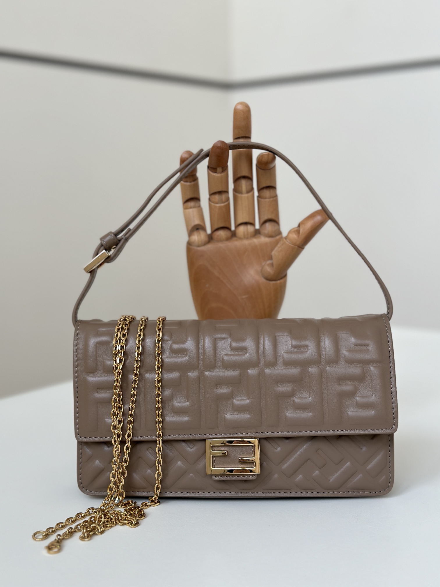 [Fendi Women