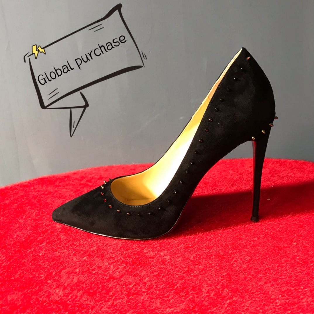 NO:100254,High-end customization classic series H12Cm, size 34-42. Customized models are not refundable or exchanged. 8050-007, black deer leather. Small rivets in gun color. Standard European code Reference: 8050-007 Color: black/gun color Material: veau velourd Lining: goat leather Heel height: 12Cm Sole: leather sole Size: EU 34-42 (US 4-11):,,christian louboutin,Leather soles19860909高端订制 精典款系列 H12Cm,尺码34-42码.订制款不退不换8050-007,黑色鹿皮.枪色小铆钉.真皮大底 标准欧码 Reference:8050-007 Color:black/gun color Material:veau velourd Lining:goat leather Heel heigh:12Cm Sole:leather sole Size:EU 34－42（US 4一11) :,,christian louboutin,Leather soles,Women's Shoes
