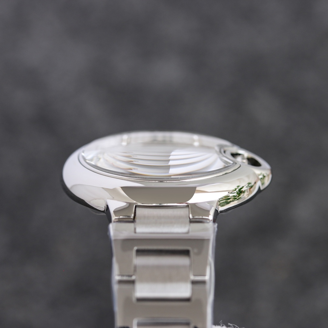 Cartier Blue Balloon Watch Series: Elegant Style with Steel Surface and Blue Accents - 图片 5