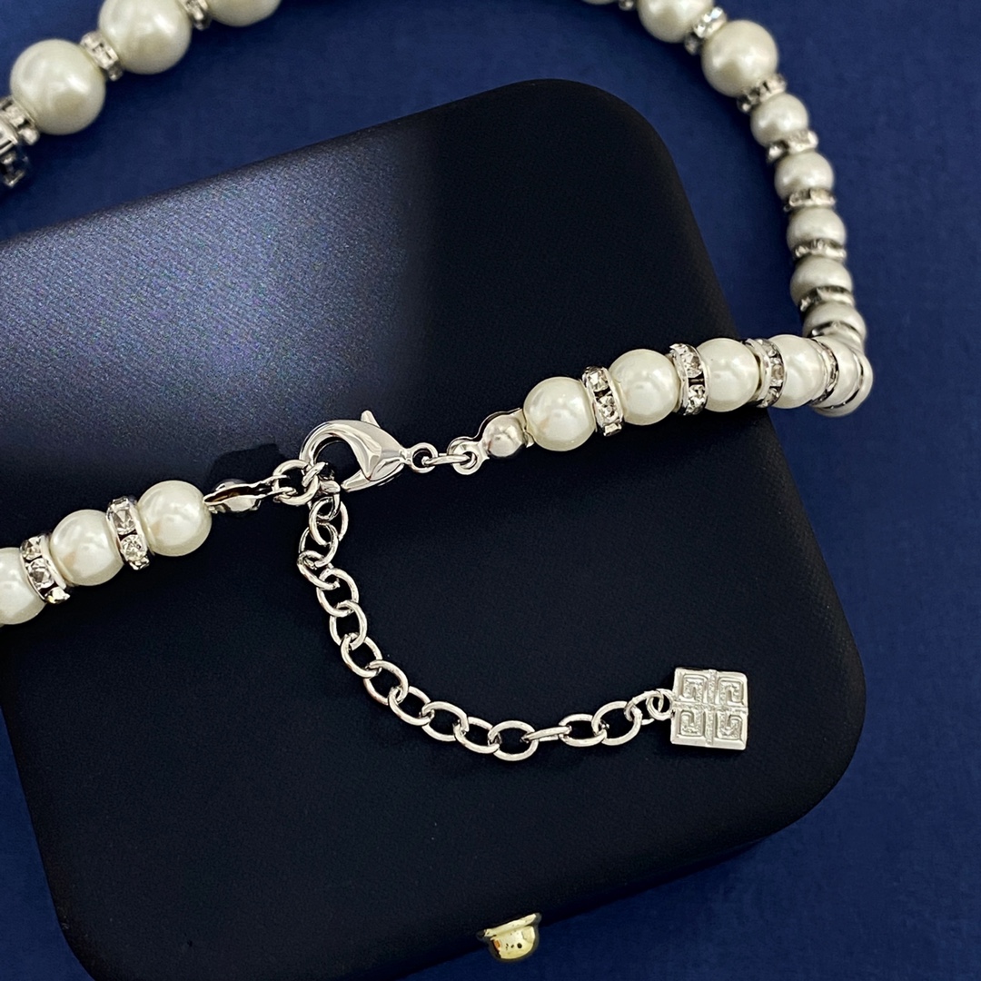 GV92 p280 GIVENCHY Advanced Atmospheric Spectro-Spectro-Specific Logo-Spacing Small Circle Gradual Size Pearl necklace - 图片 4
