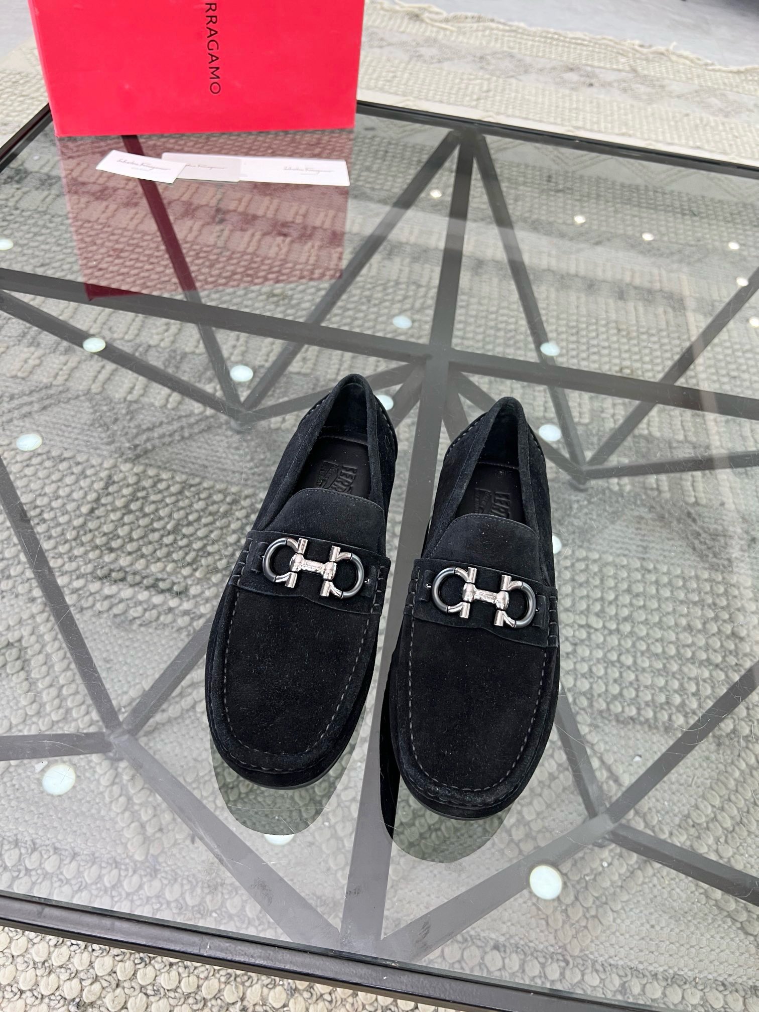 NO:218883,Brand Ferragamo color original color matching Size 39-44 Custom made 38.45 Price Material Ferragamo new products foot cover driving shoes Original single quality simple style design upper is made of top layer cowhide with original hardware accessories cowhide inner original outsole high-end quality simple and atmospheric!  ,Ferragamo Bean shoes,ferragamo,ferragamo,cowhide19860909品牌Ferragamo 颜色原版配色 码数39-44订做38.45 价格 材质菲拉格慕新品 套脚 驾车鞋 原单品质简约风格设计鞋面采用头层牛皮搭配原版五金配件牛皮内里原版大底高端品质 简单 大气！,菲拉格慕 豆豆鞋,ferragamo,ferragamo,cowhide,Men's shoes