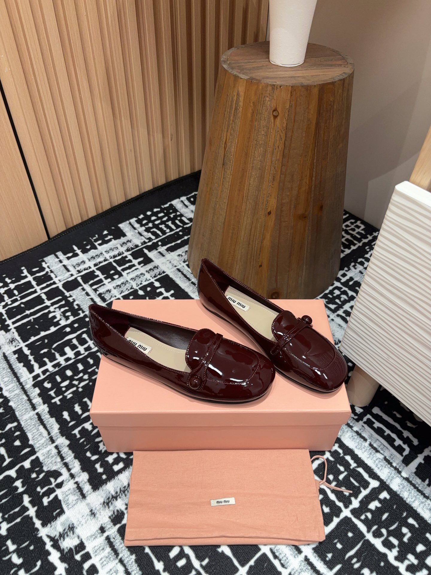 Alaïa Classic Luxury Leather Shoe Loafer Ref.55125256 3