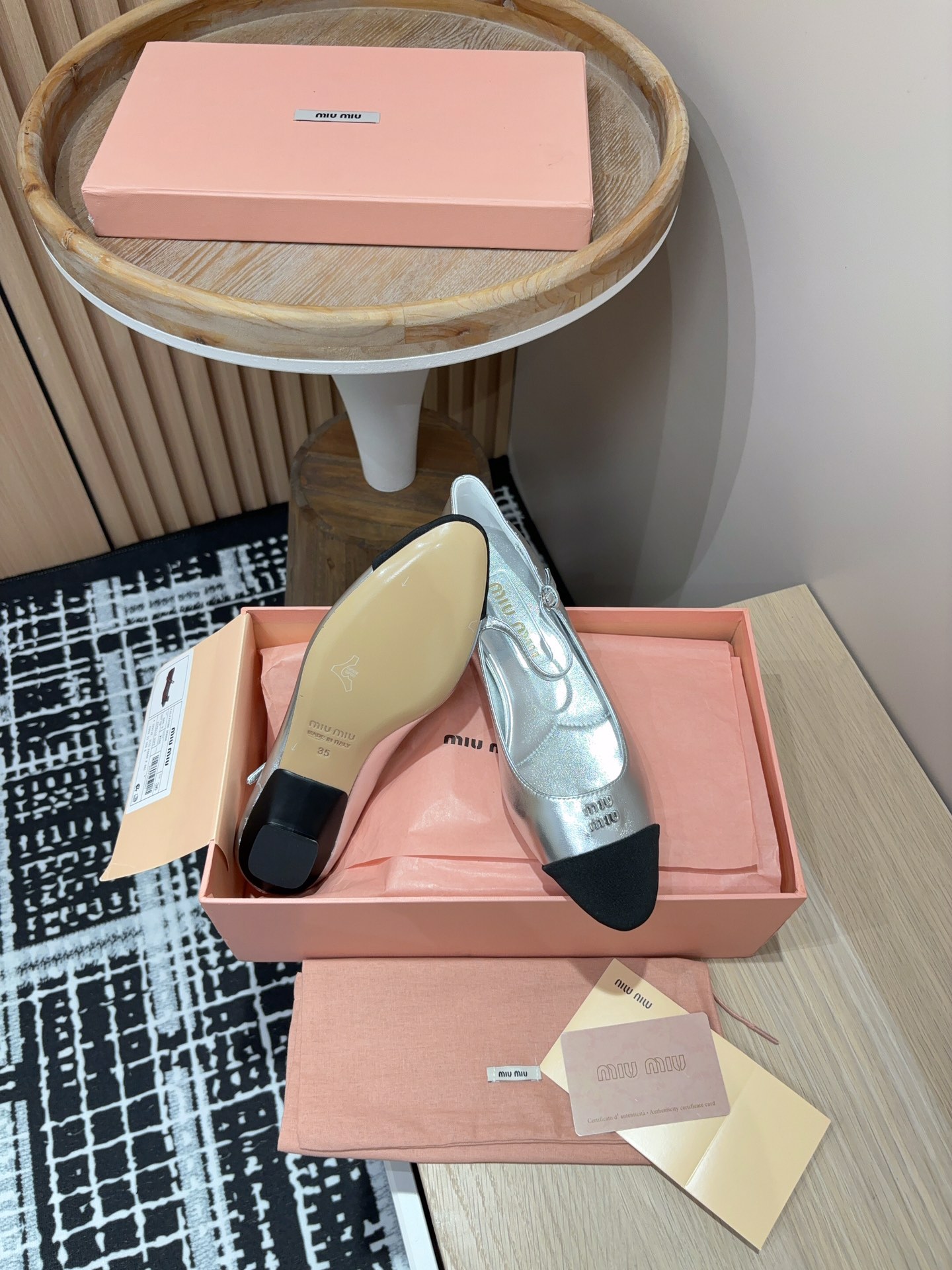 Miu Miu Classic Luxury Leather Shoe Loafer Ref.94C09309 9