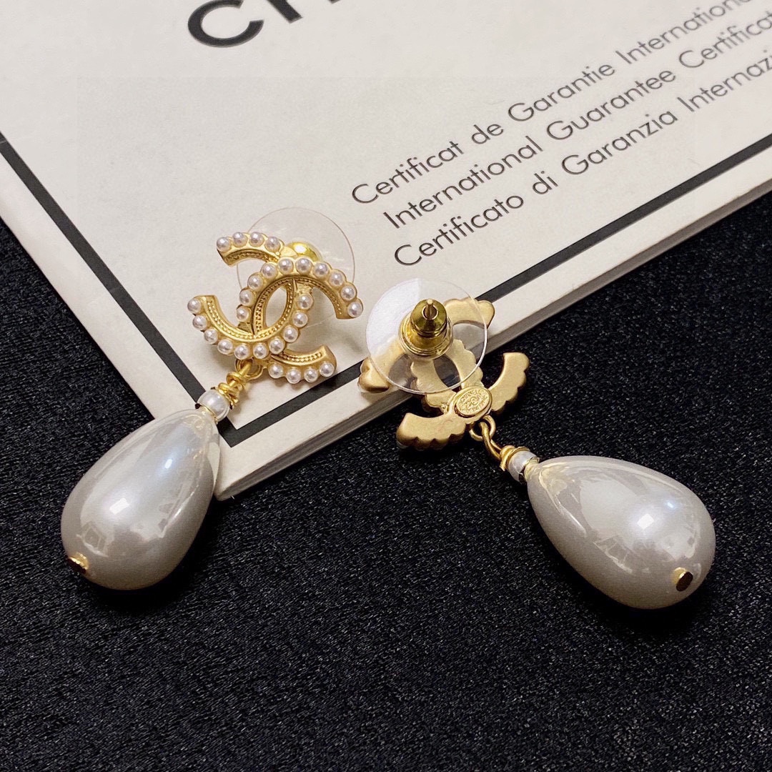 Chanel luxury designer product 5