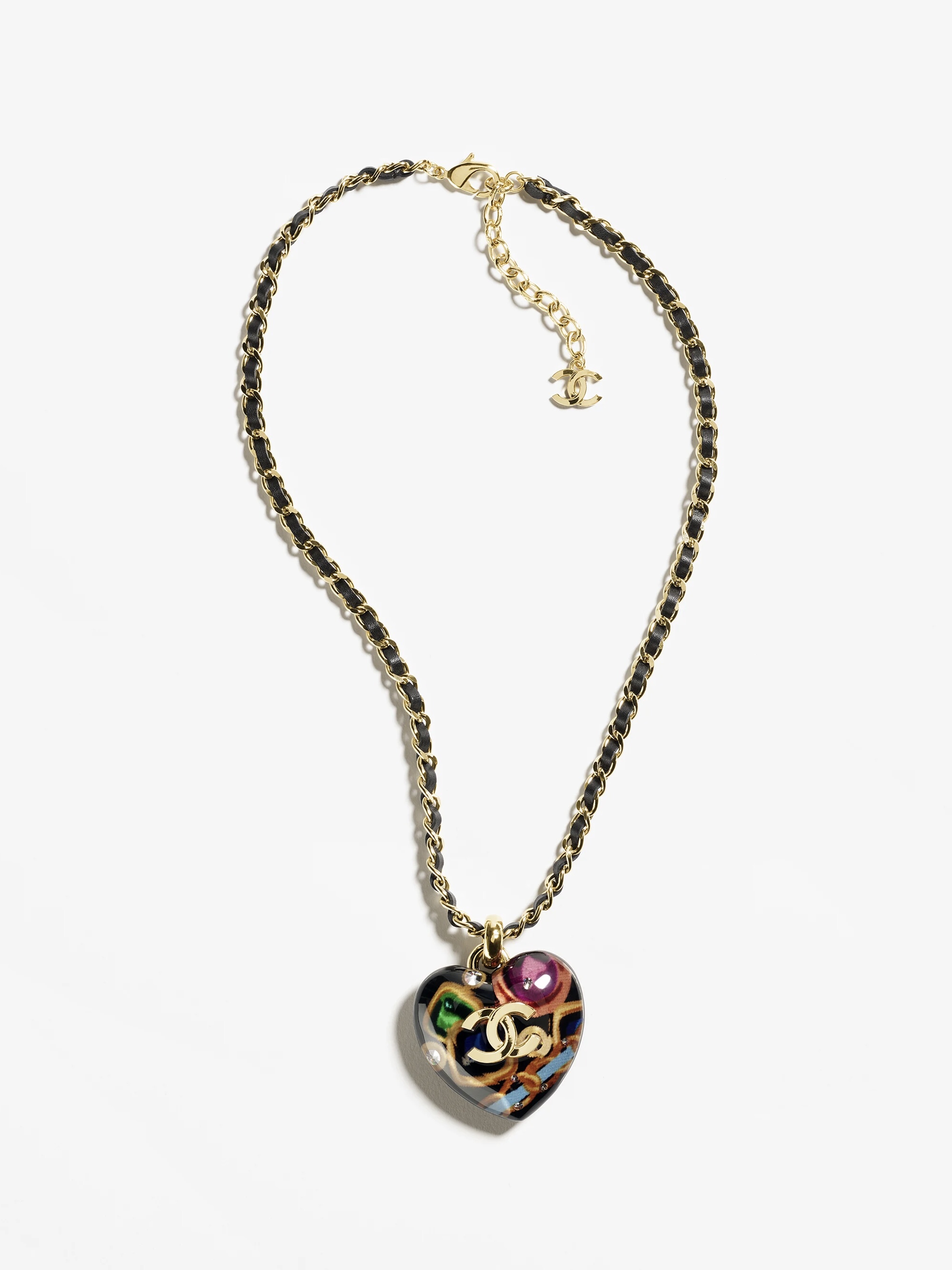 NO:102003,Xiaoxiang new style amber element resin peach heart-wearing leather necklace, Chanel necklace, chanel, necklace19860909小香新款 琥珀元素树脂 桃心穿皮项链,香奈儿项链,chanel,necklace,Jewelry