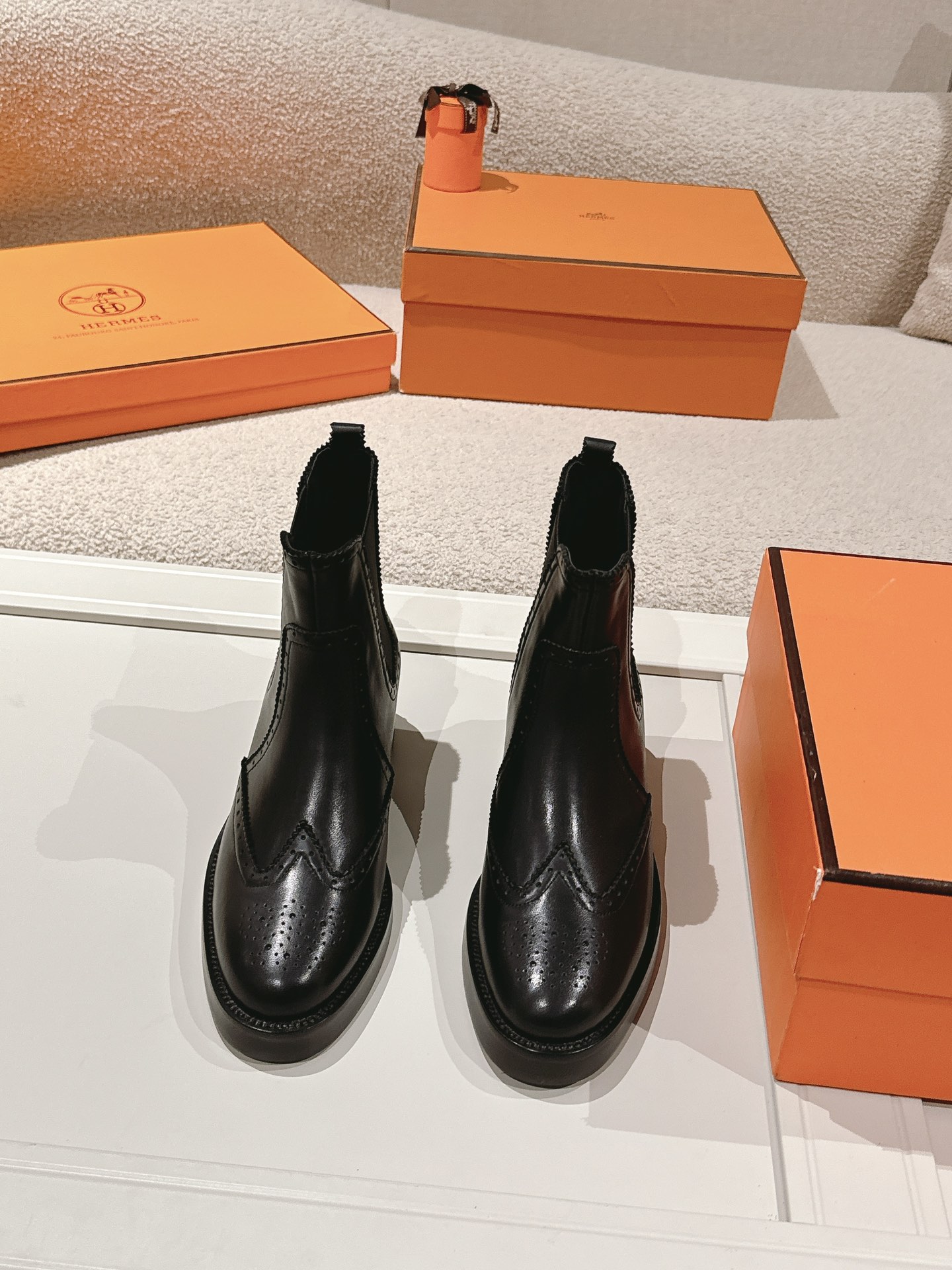 Hermes Botas cortas Mujeres Piel de vaca Cuero Deerskin Dermis Colección otoño – invierno