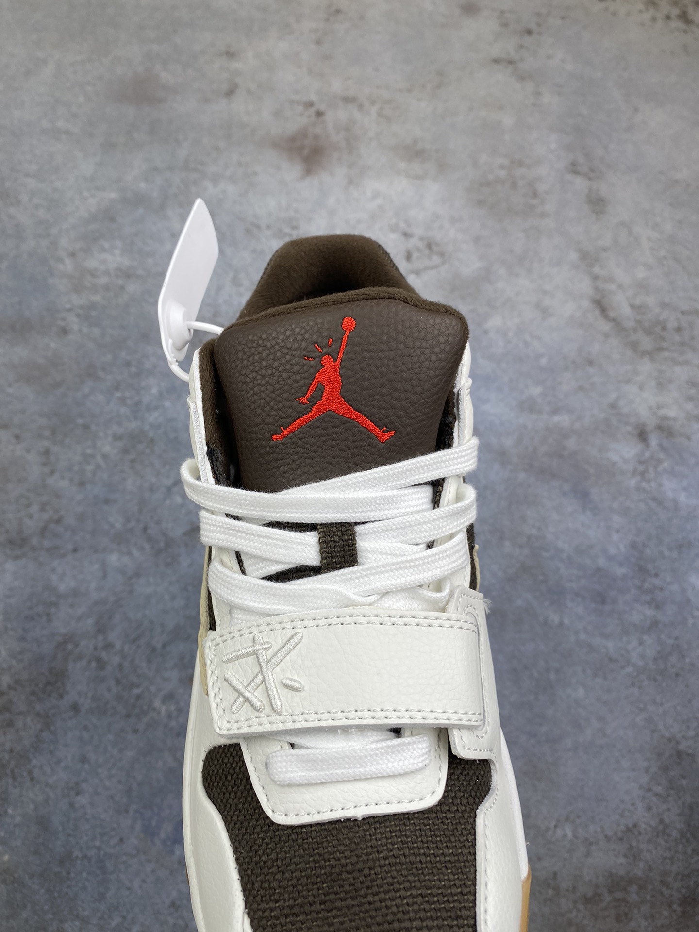 特价R版TravisScottxJordanJumpmanJack白色货号DR9317-100尺码363