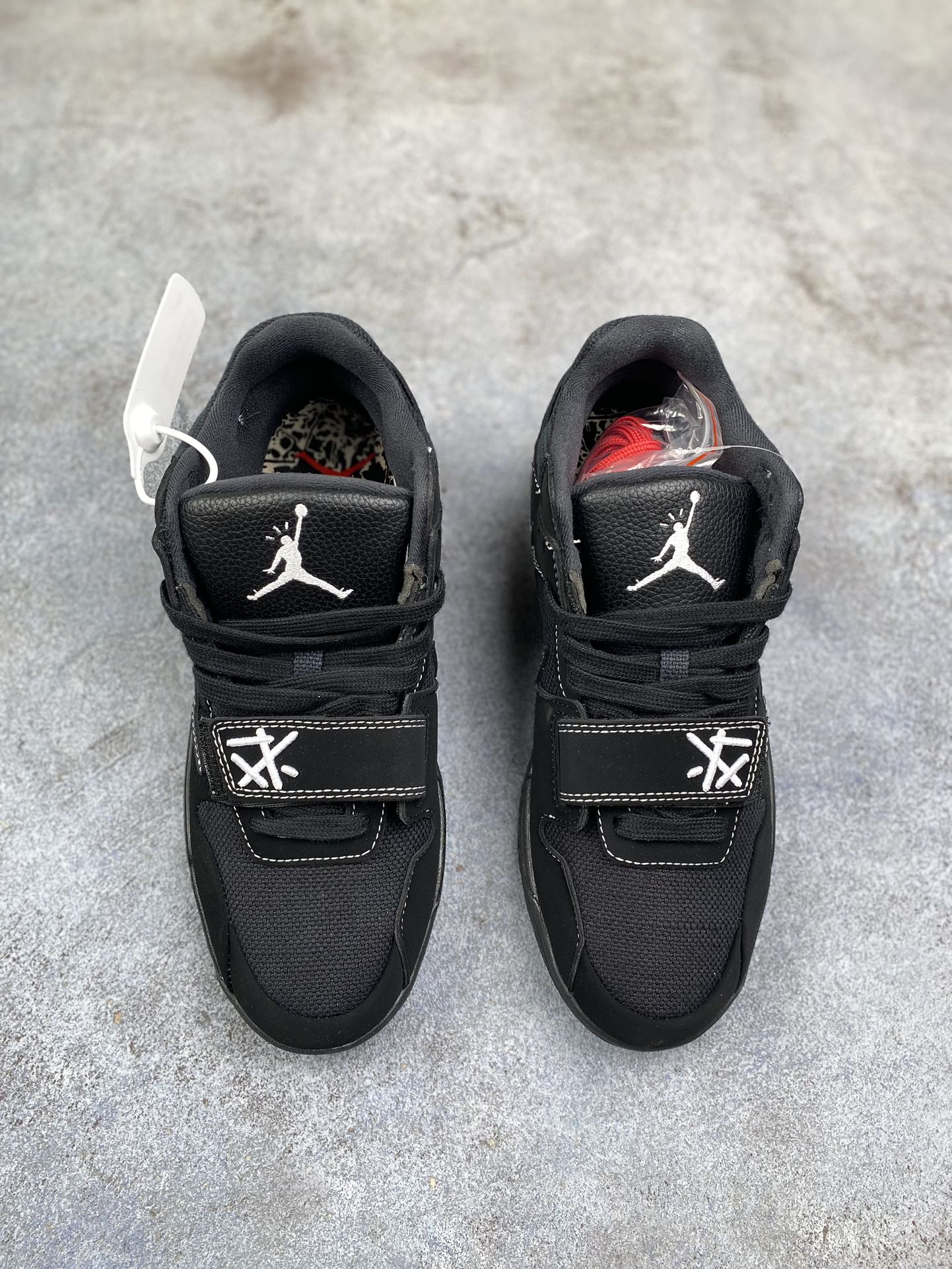 特价R版TravisScottxJordanJumpmanJack白色货号DR9317-100尺码363