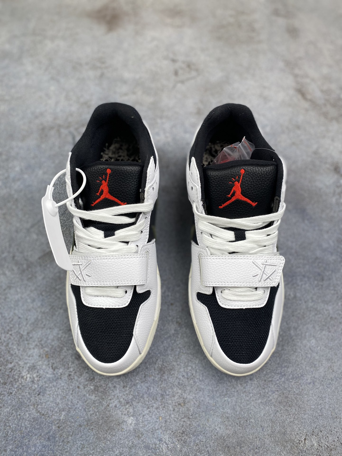 特价R版TravisScottxJordanJumpmanJack白色货号DR9317-100尺码363