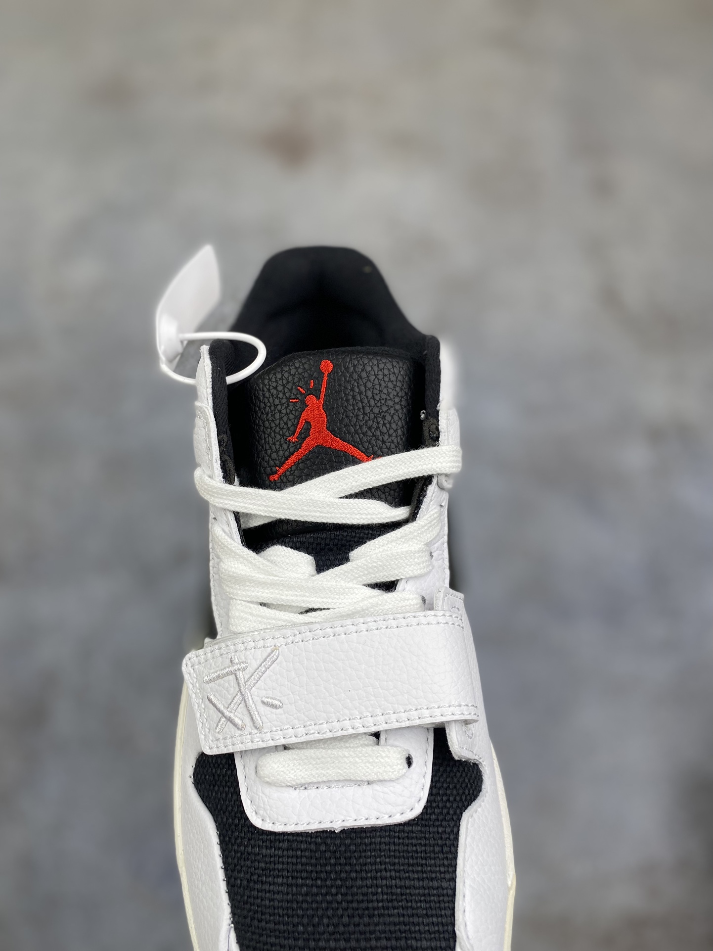 特价R版TravisScottxJordanJumpmanJack白色货号DR9317-100尺码363