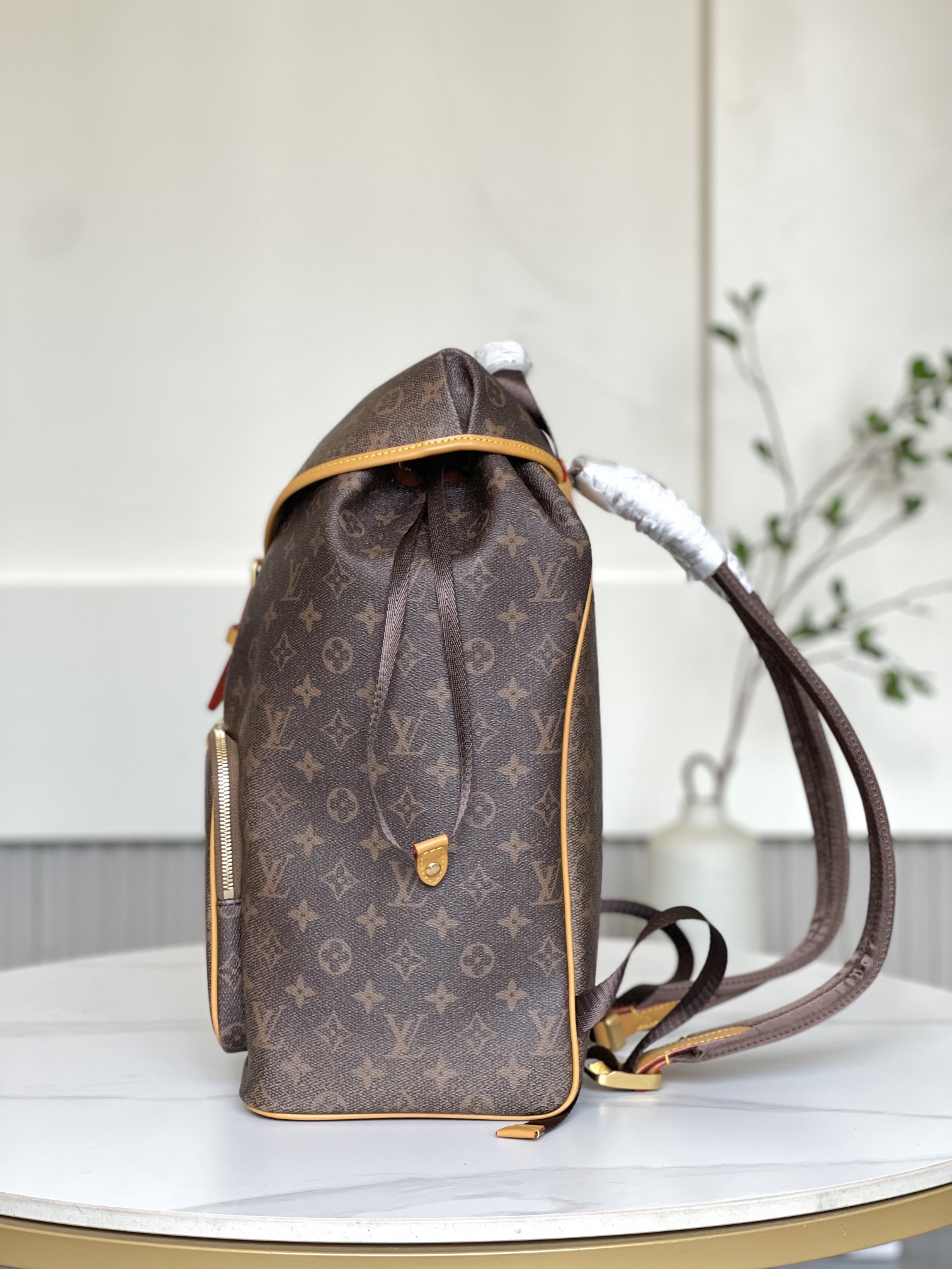 [Backpacks]