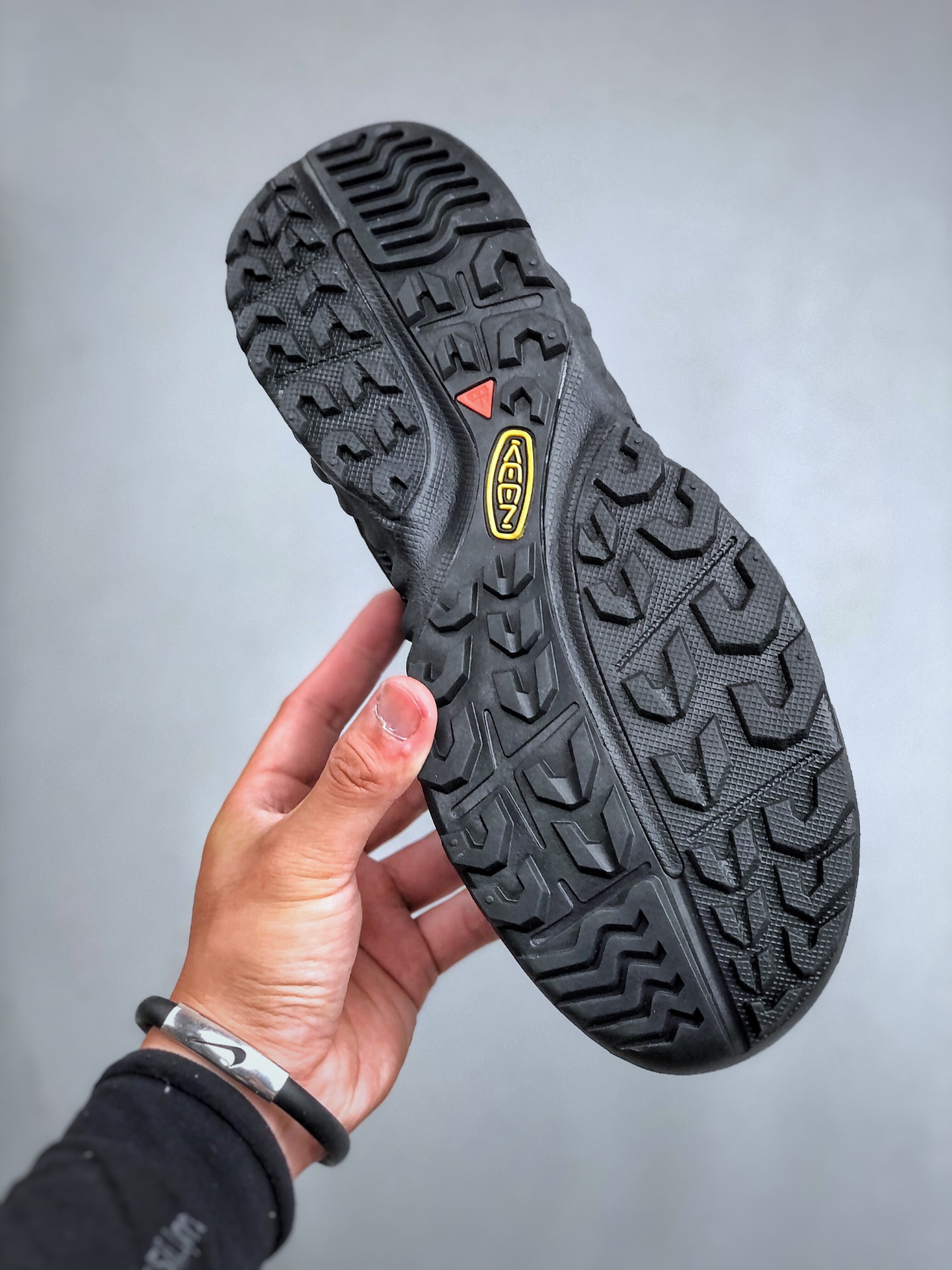 KEEN NXIS EVO WP 户外运动防水透气徒步鞋低帮