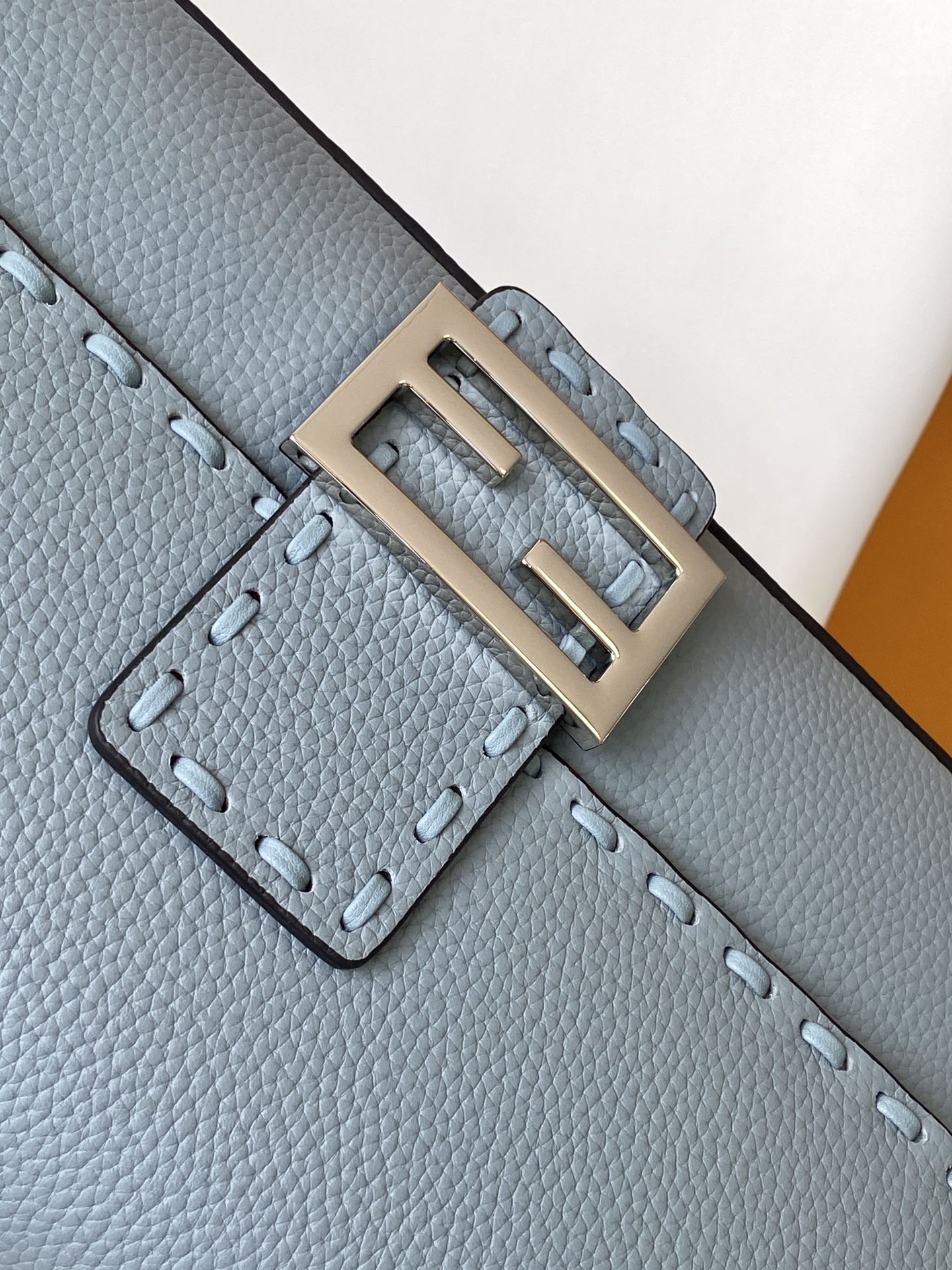 Fendi Baguette Medium Size in Gray Leather with Silver-Finish Metal Details 9 i1726378634 1706 7