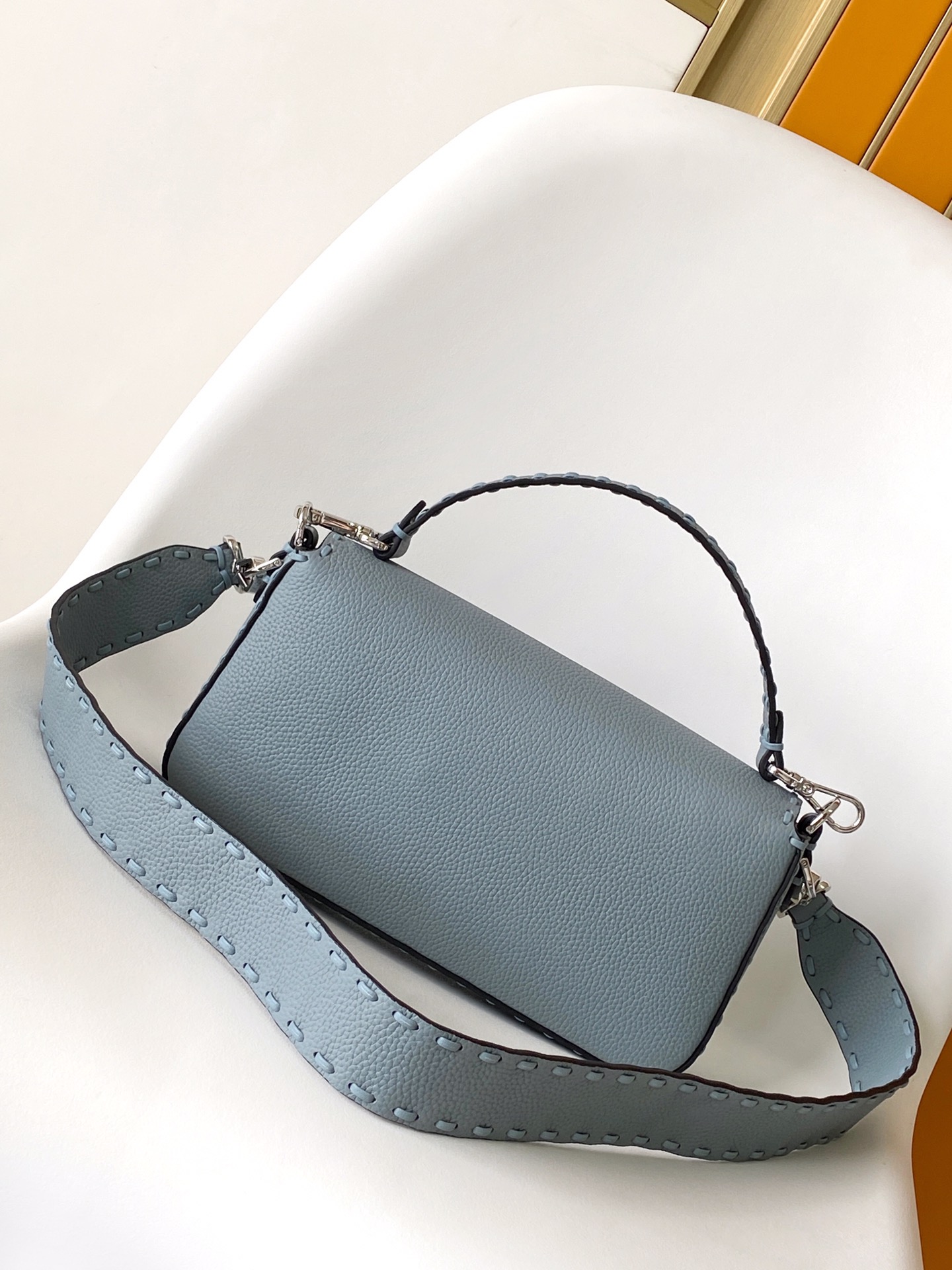 Fendi Baguette Medium Size in Gray Leather with Silver-Finish Metal Details 3 i1726378634 7935 1