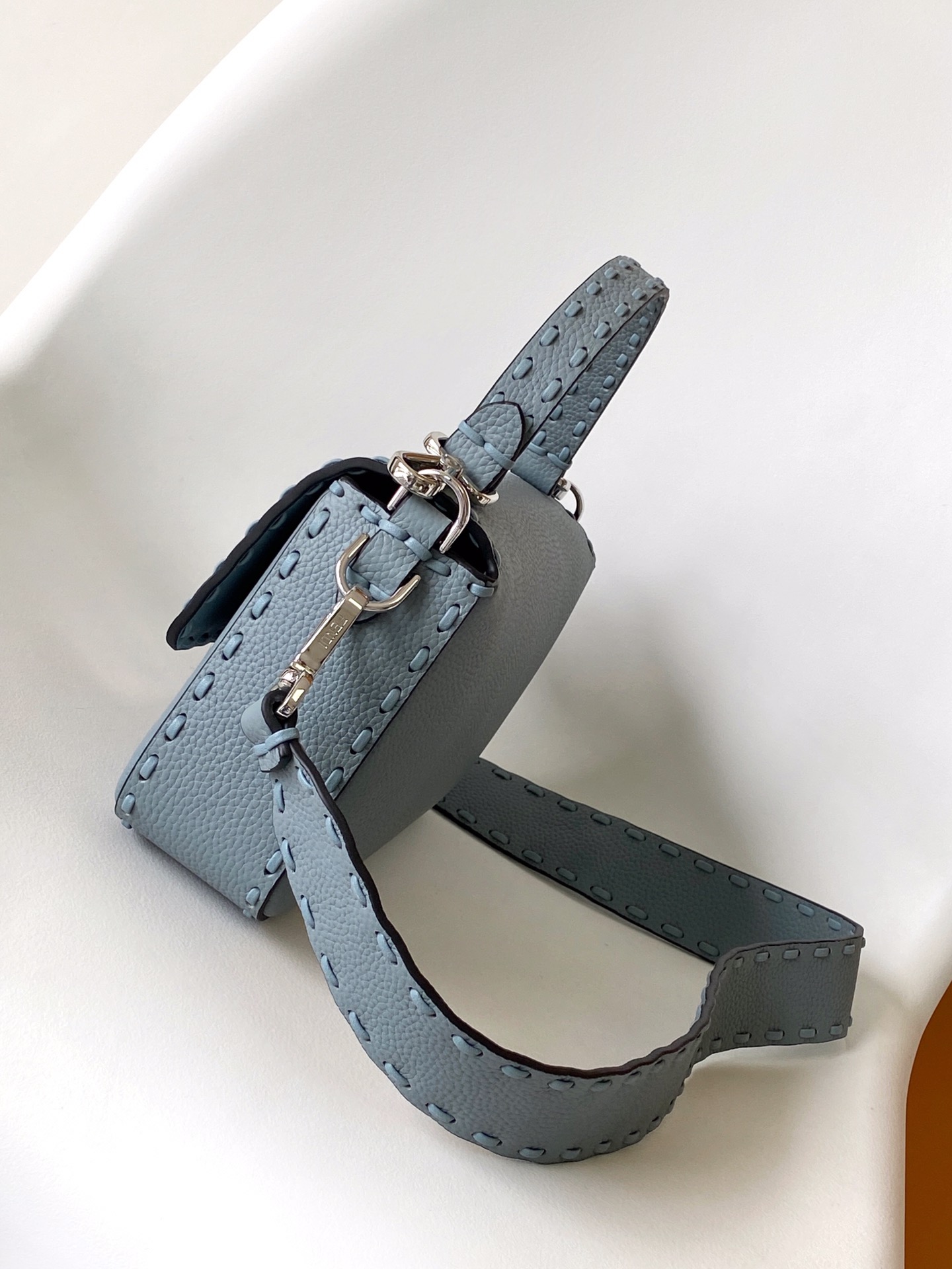 Fendi Baguette Medium Size in Gray Leather with Silver-Finish Metal Details 4 i1726378634 8365 2