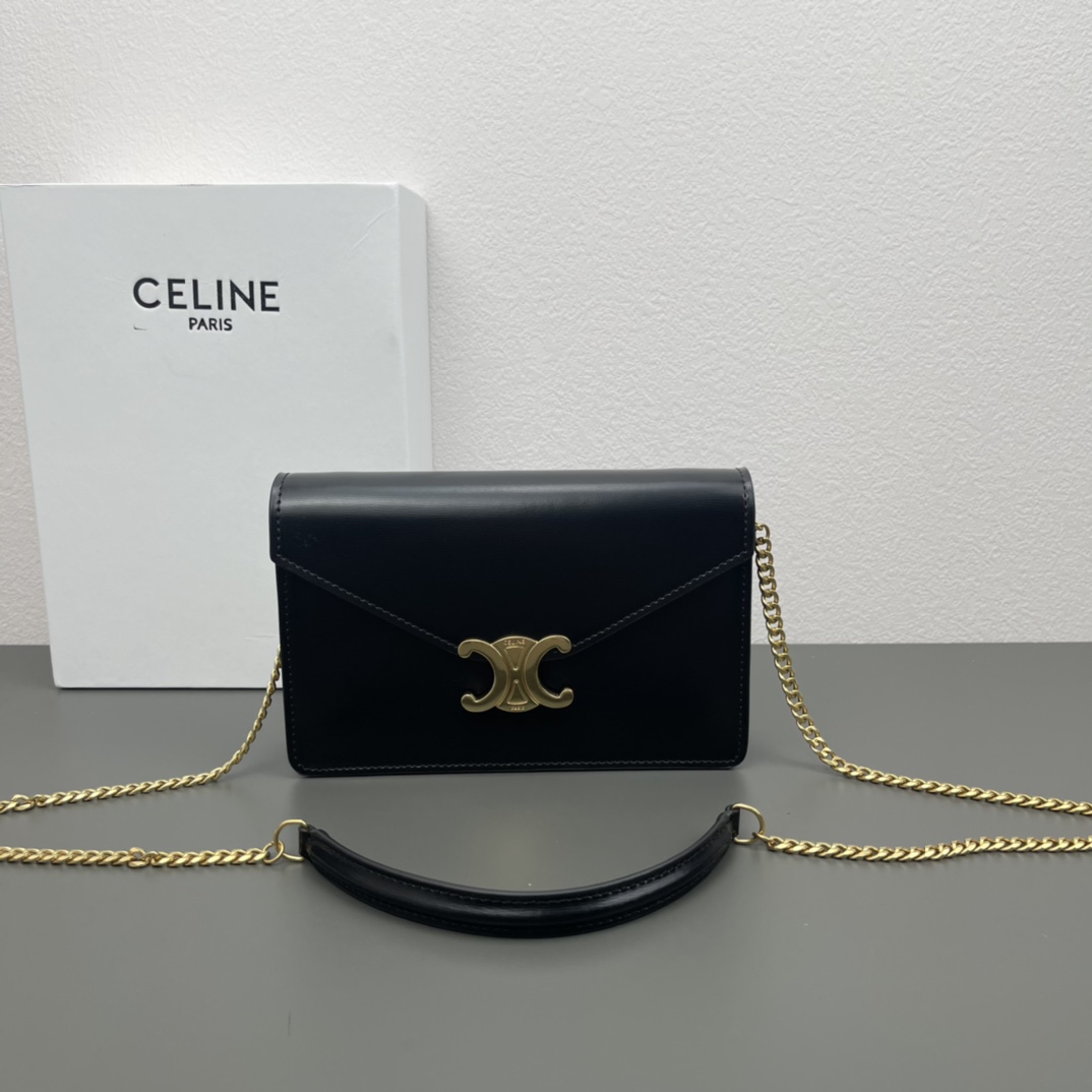 Celine Wholesale
 Crossbody & Shoulder Bags White Spring Collection Chains