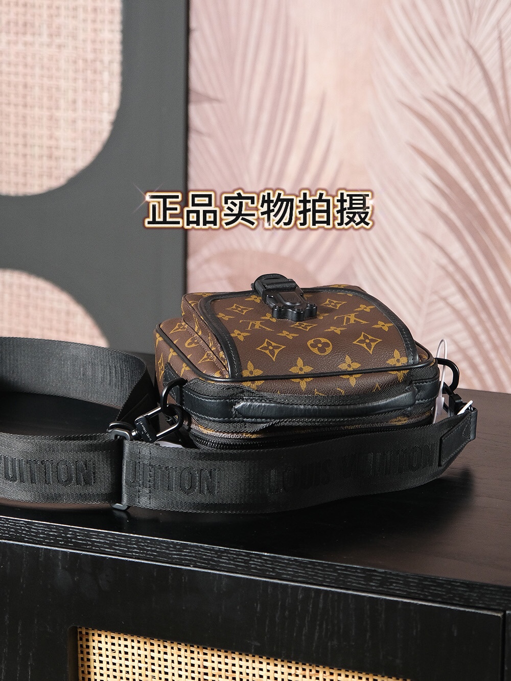 𝐐𝐔𝐄𝐒𝐓 芯片菱形跳动码邮差包系列#M𝟒𝟔𝟗𝟕𝟑

◾️𝐙𝐏实物拍摄
购入：𝟐𝟏𝟓𝟎𝟎 𝐑𝐌𝐁