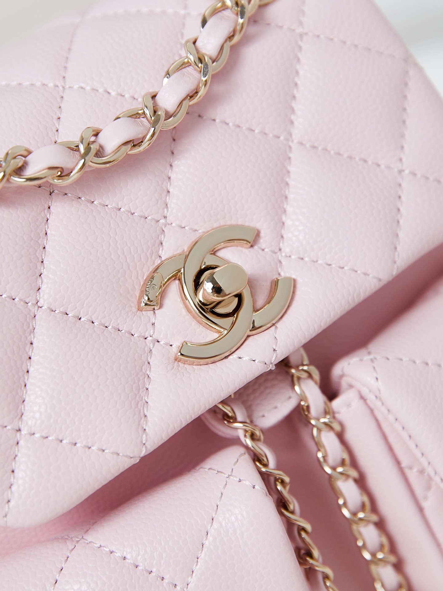 Chanel Duma Backpack Pink Quilted Leather 17.5-16.5-10 cm 3 i1726553797 2541 1