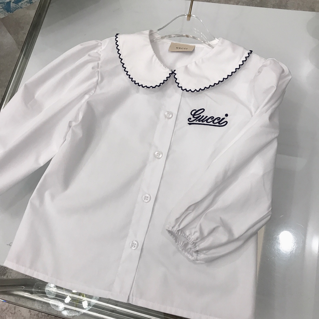 “Gucci Qualifier Series: Doll-Collar Shirts with Cashmere and Shell Buttons” - 图片 2