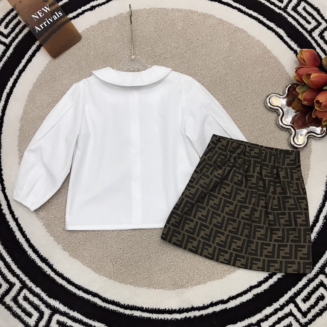 FEND* Defined Series: Doll-Coloured Skirts and Cotton Shirts with Embroidered Logo - 图片 9