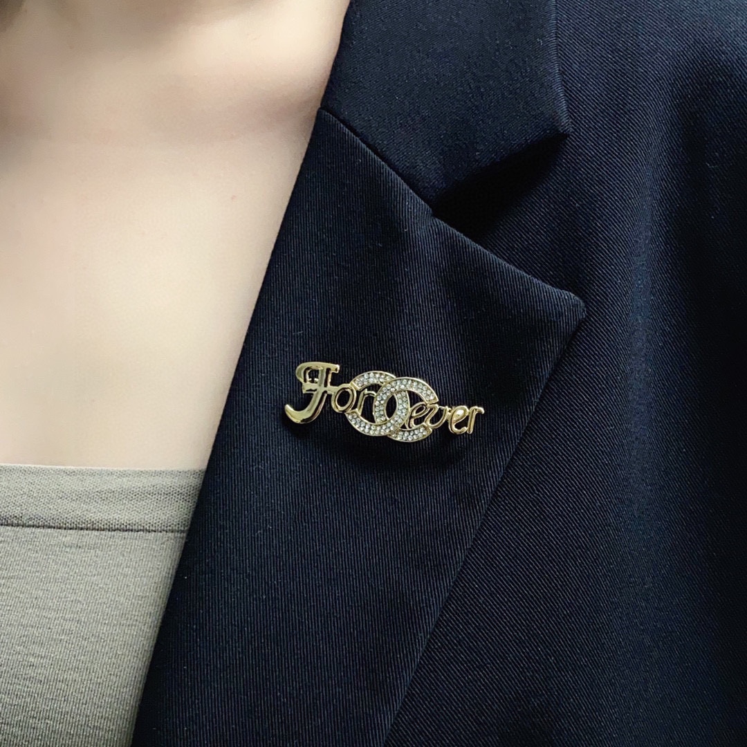 Chanel Joalheria Broche Conjunto com Diamantes Mulheres