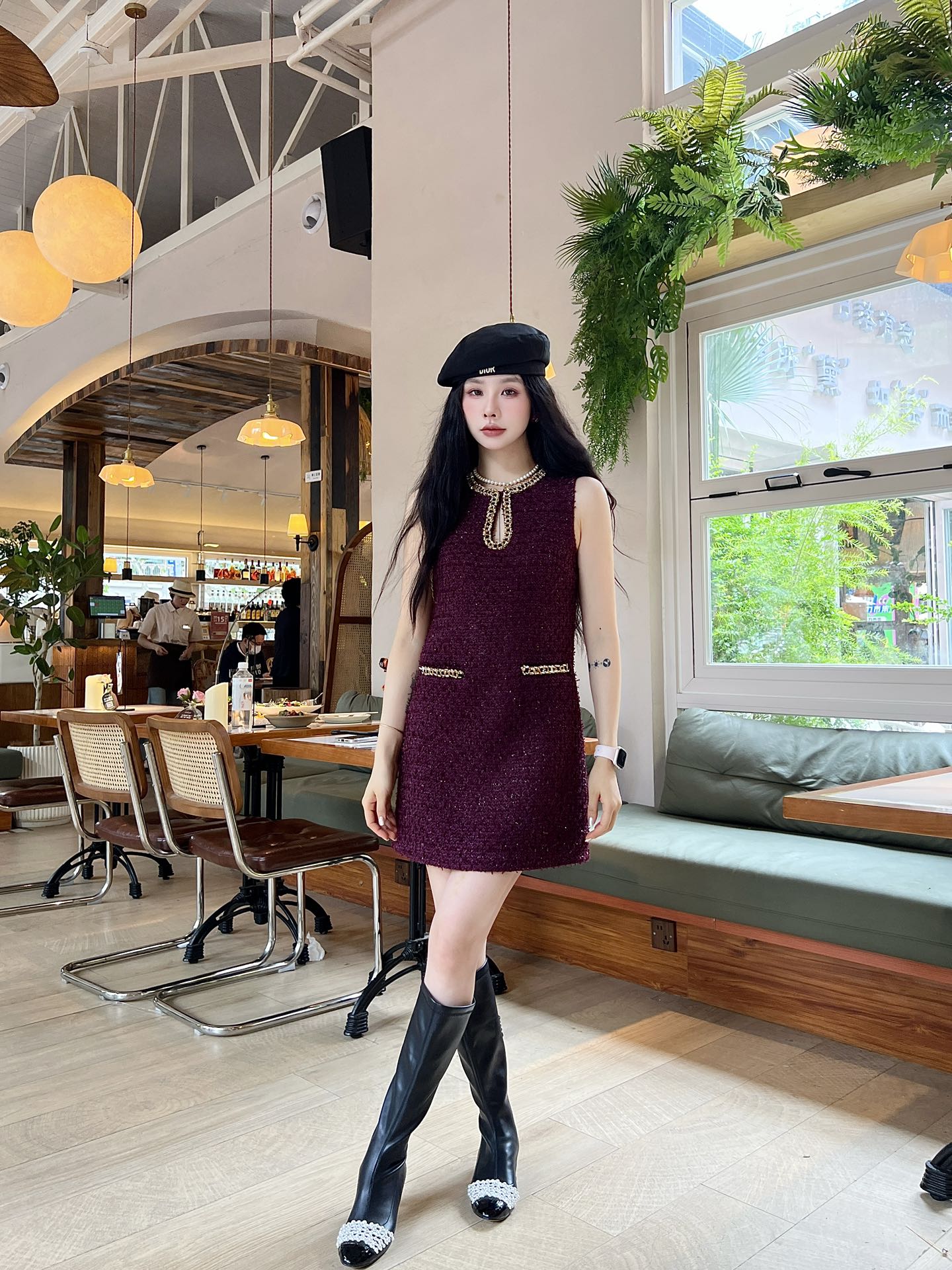 NO:740222,,,19860909,,,Women's clothing