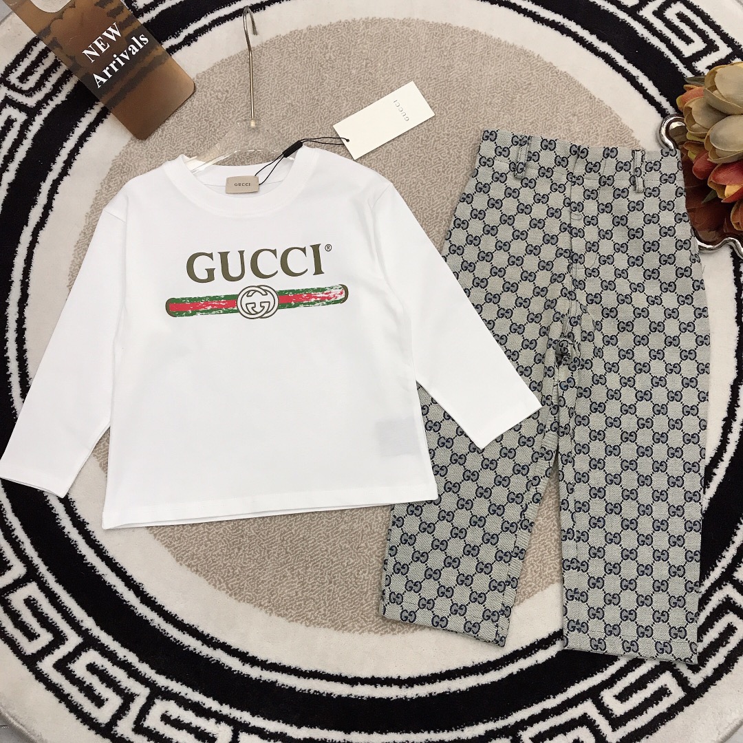 Gucci Vêtements Culottes & Pantalons Imprimé Tissu de coton bleu Manches longues