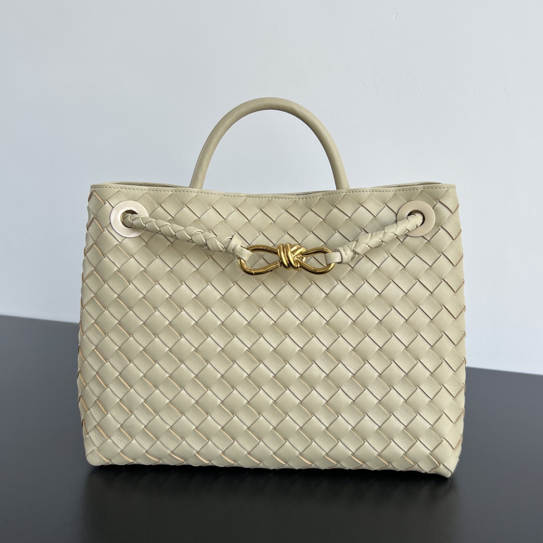 High Quality Designer Replica
 Bottega Veneta Shop
 Bags Handbags Gold Weave Sheepskin Spring/Summer Collection