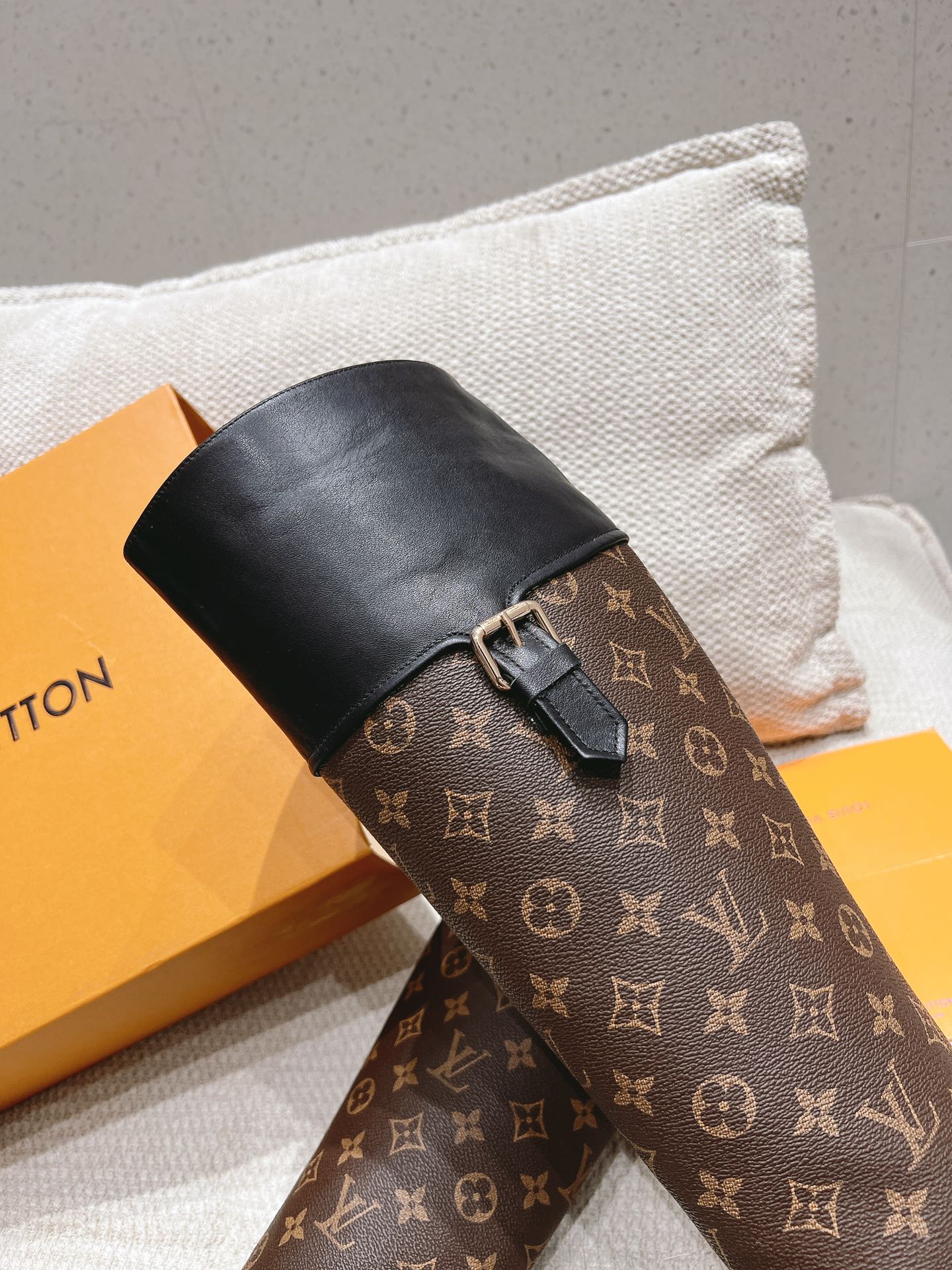 Louis Vuitton 专柜款经典鞋履 7