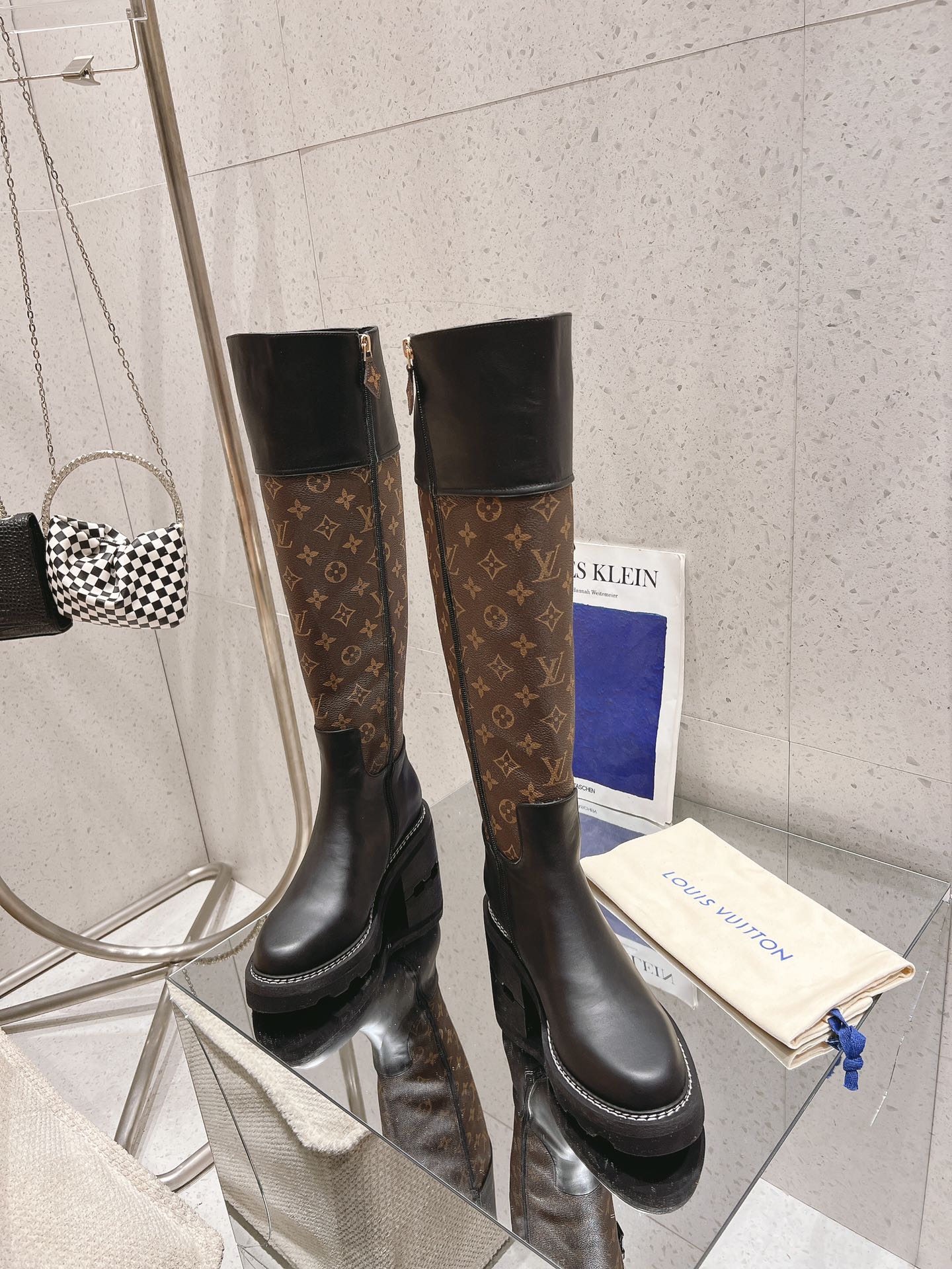 Louis Vuitton 专柜款经典鞋履 2