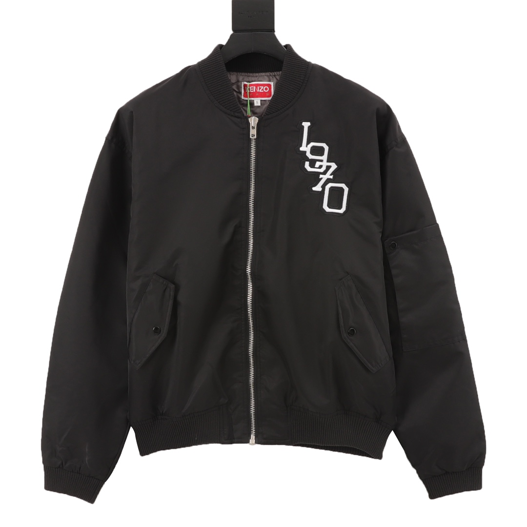 KENZO Takada Kenzo Chaqueta de vuelo con bordado de cabeza de tigre. Comprada originalmente por 7499, nailon de alta co…