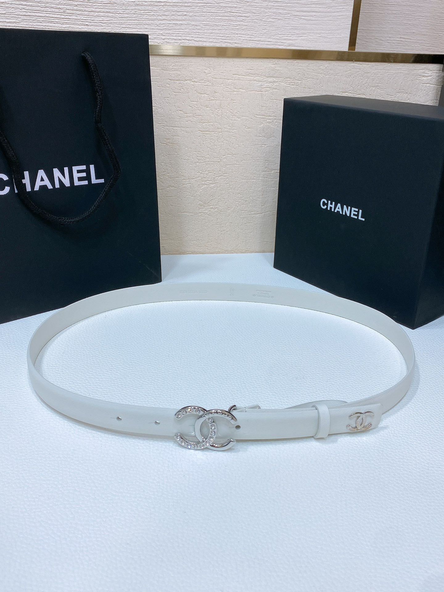 chanel24c水钻字母logo搭扣进口胎牛皮腰带手感柔软2.0cm精品