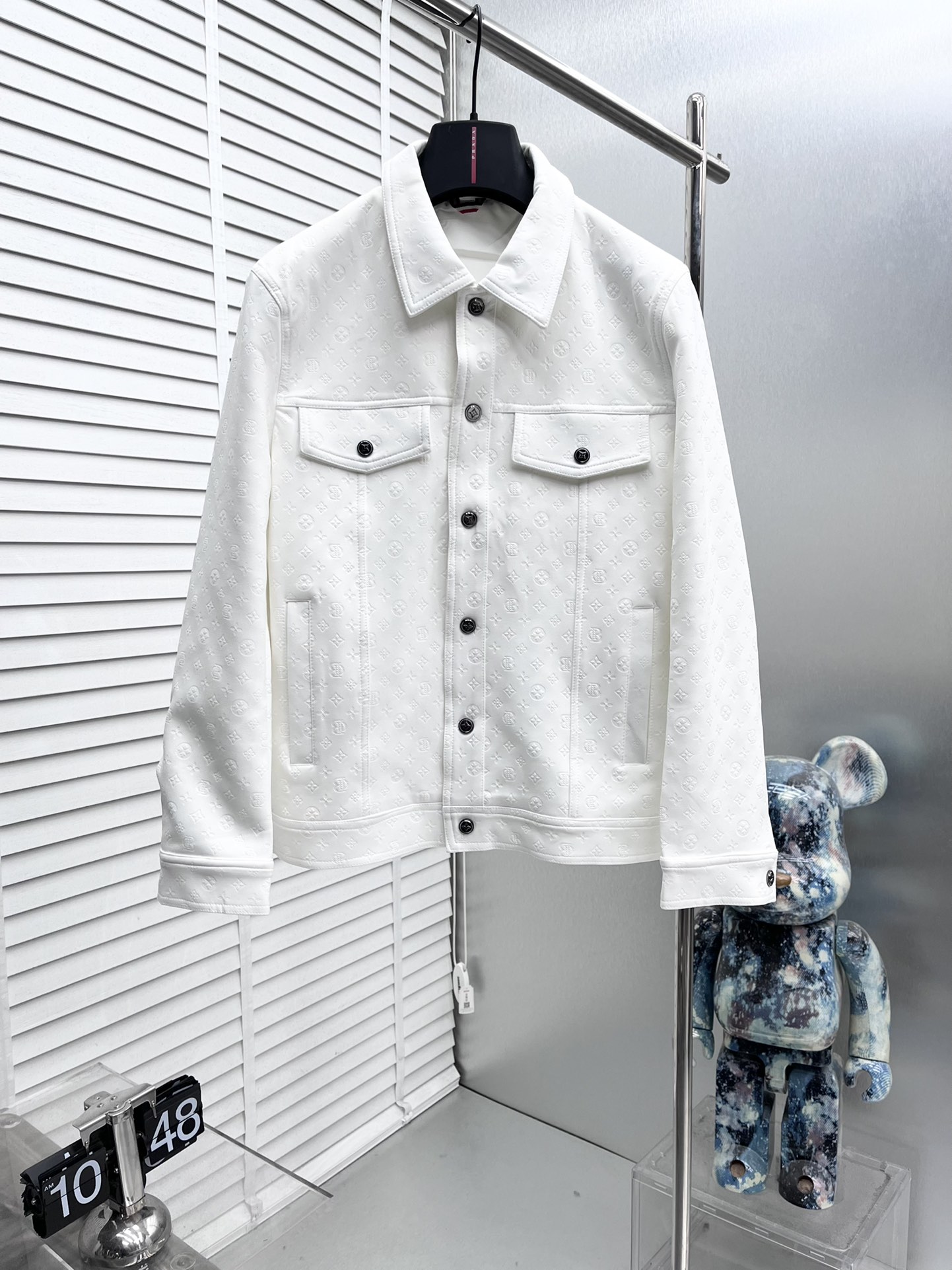 NO:521789,Lv 2025ss Spring new men's jacket, counter custom fabrics are breathable and comfortable, impeccable details, brand elements design concept, reflect high quality, delicate and soft feel, casual cut, and the upper body style is superb. Number of sizes M~3XL,,louis vuitton, jackets & coats, jackets & coats, alexander wang19860909Lv 2025ss春季新款男士夹克外套,专柜定制面料透气舒适度高,细节无可挑剔,品牌元素设计理念,体现高品质,手感细腻柔软呈现休闲裁剪,上身版型超赞 码数M～3XL,,louis vuitton,jackets & coats,jackets & coats,alexander wang,Men's clothing