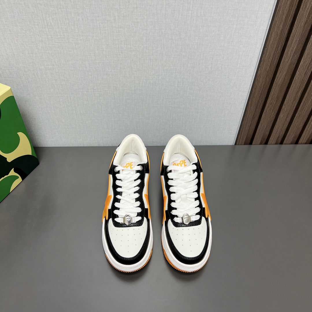 A BATHING APE Sneakers: Classic BAPE STA Returns with Vibrant Colors - 图片 2