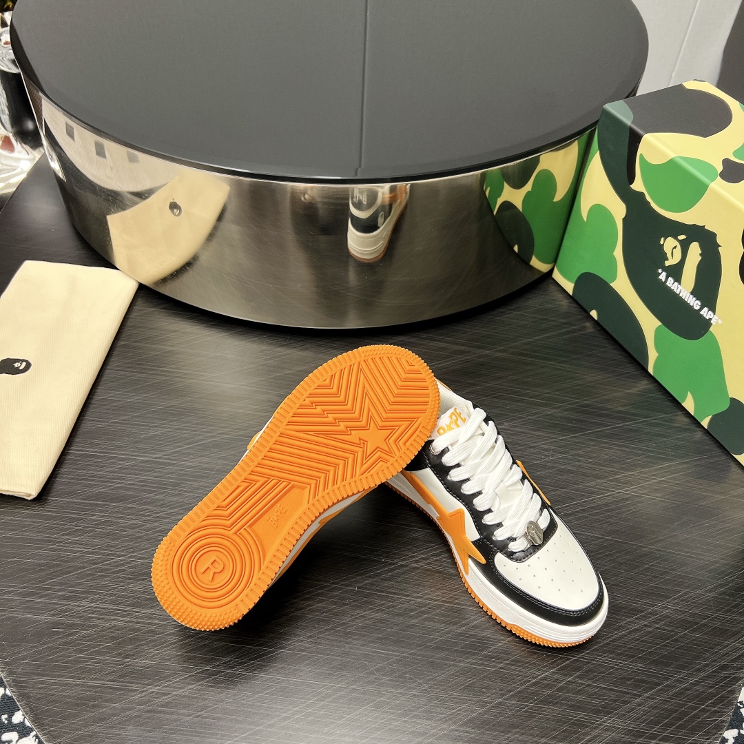A BATHING APE BAPE STA: Classic Sneaker Revival with New Colorful Versions - 图片 8