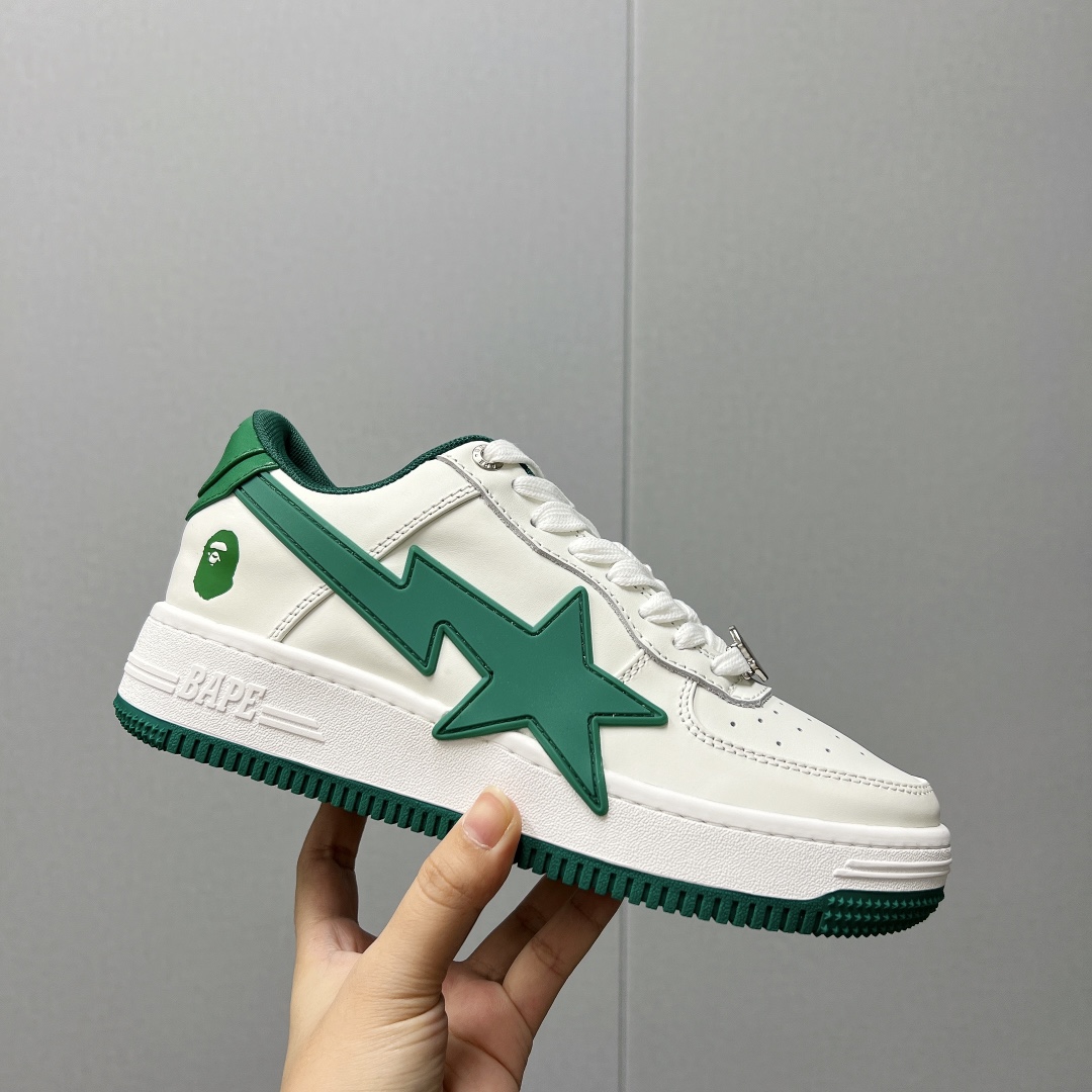 A BATHING APE: Classic BAPE STA Sneakers Return with Vibrant Colors - 图片 4