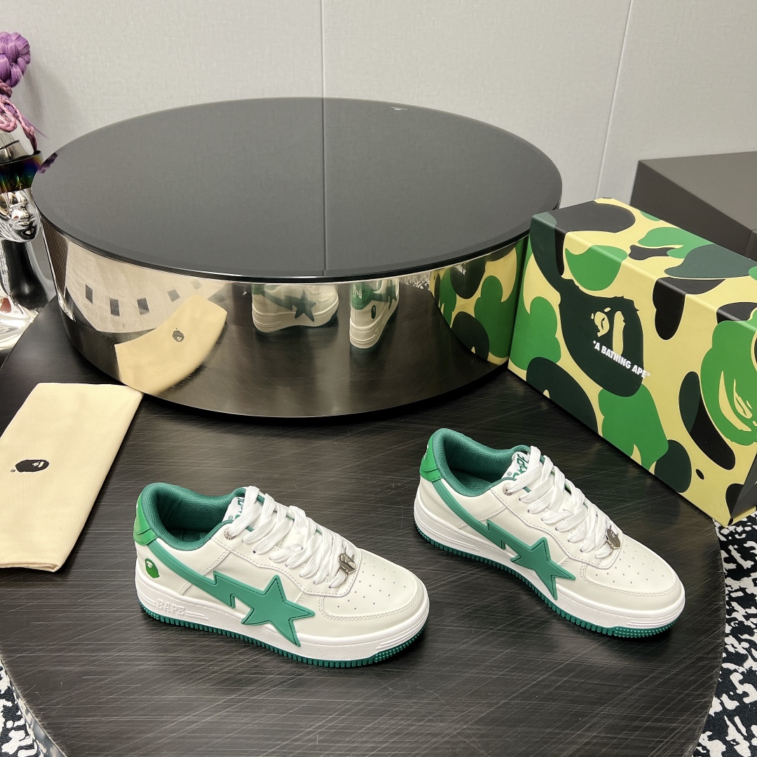 A BATHING APE: Classic BAPE STA Sneakers Return with Vibrant Colors