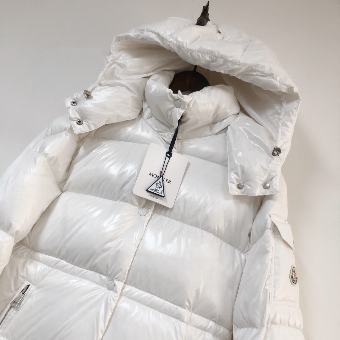 💚——————女款MONCLER. 蒙口 冬季新款女士长款连帽羽绒服专柜同步在售🛒Cavettaz长款羽