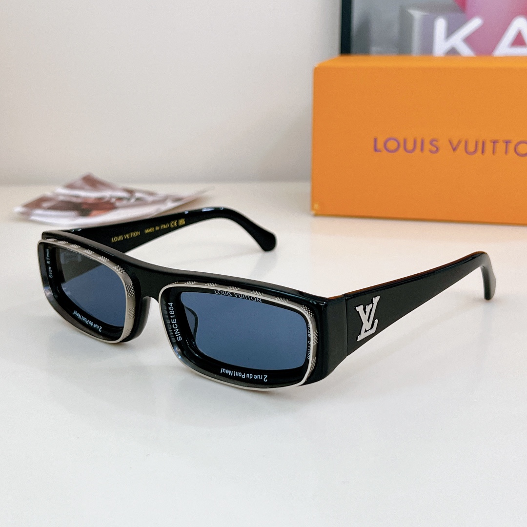 LouisVuittoModel:Z2388USize57-24-135