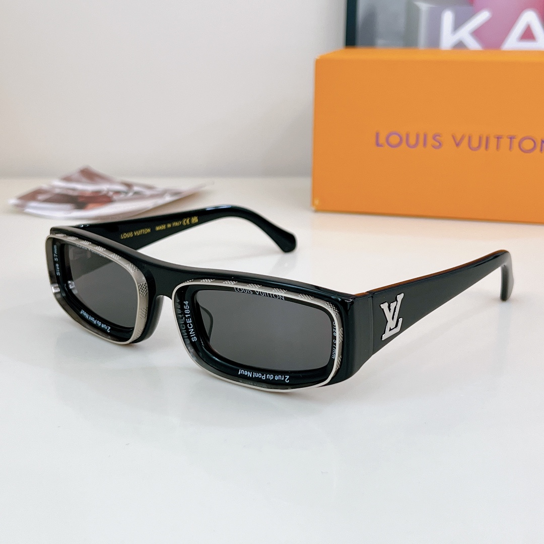 LouisVuittoModel:Z2388USize57-24-135