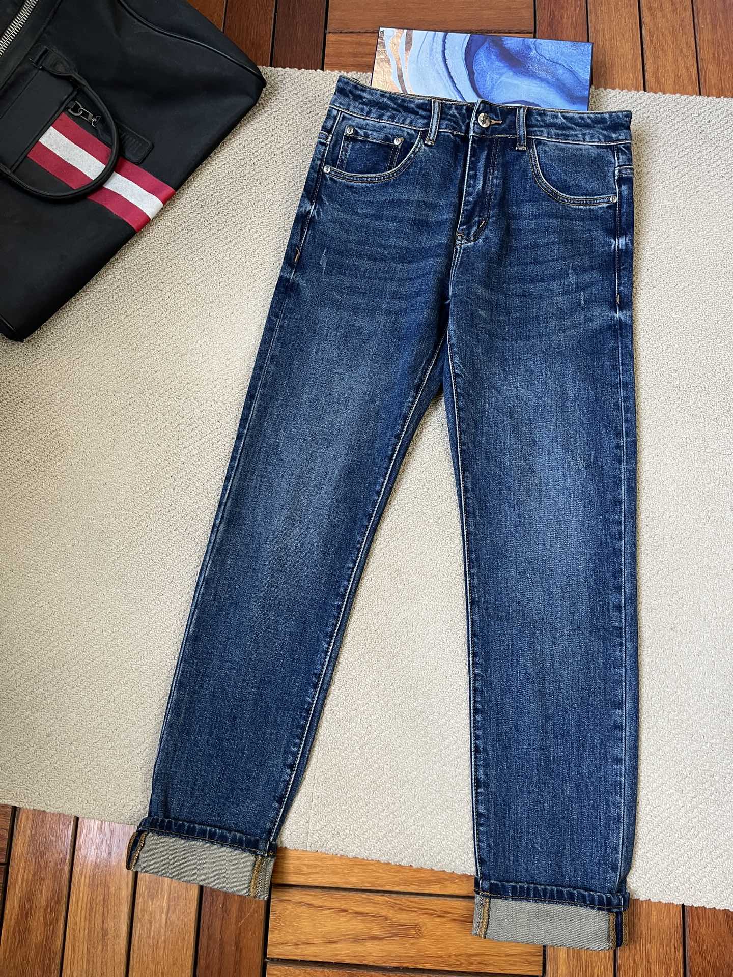 路易威登 Louis Vuitton 高定典藏名品高定成衣时装外套连衣裙衬衫T恤 #3F059F8F 2