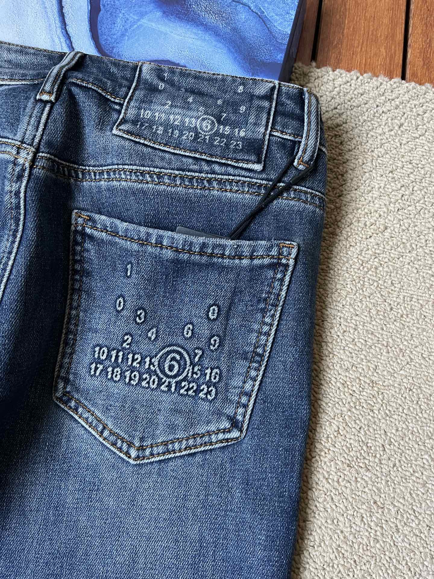 Louis Vuitton Haute Couture Haute Couture Ready-to-Wear Clothing Dress 8