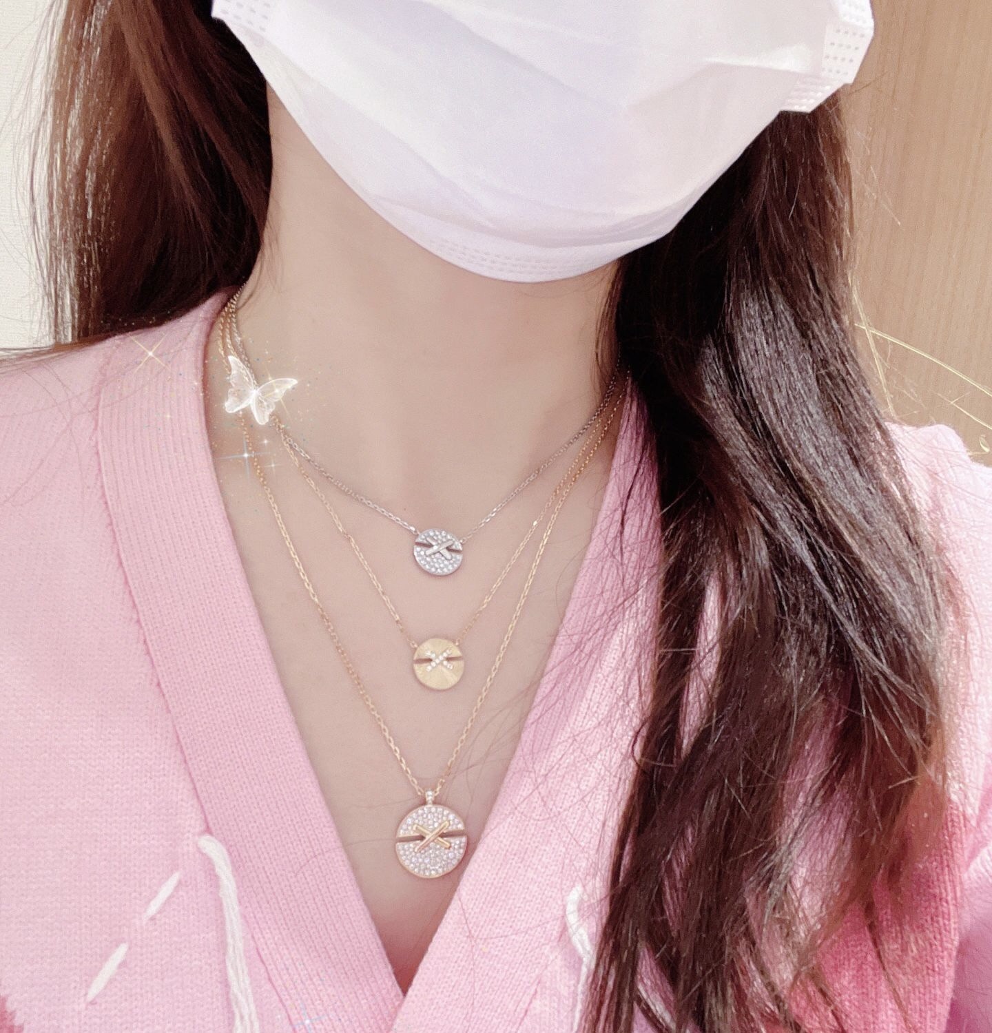 Luxurious 18K Gold Laser Cross Necklace with Unique Design and Fine Craftsmanship - 图片 5