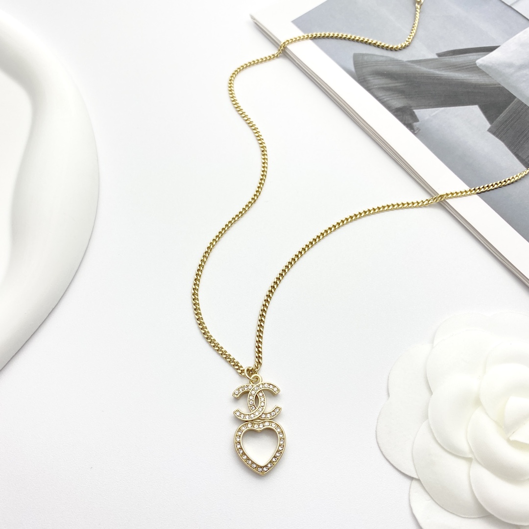 Chanel Haute Couture Haute Couture Fine Jewelry Necklace Bracelet Ring 3
