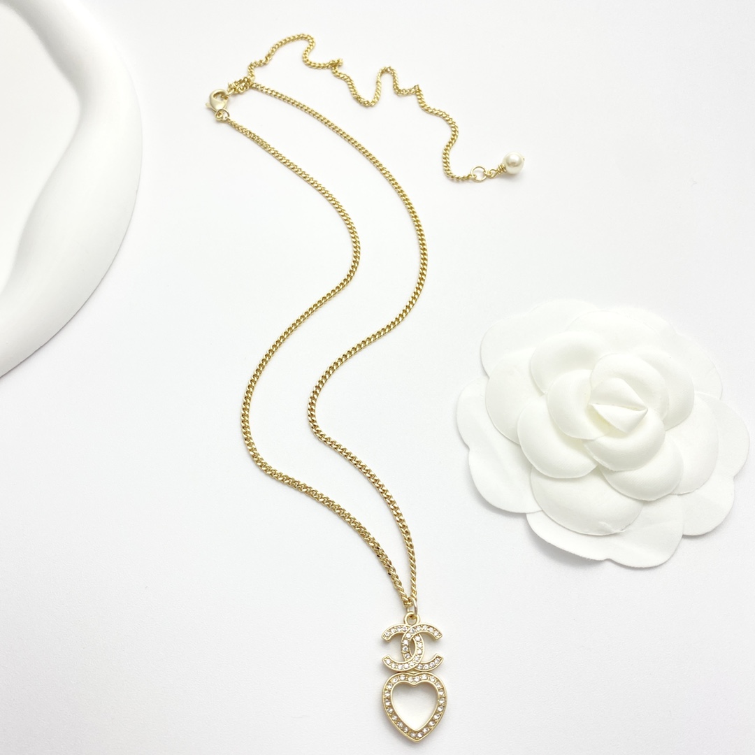 Chanel Haute Couture Haute Couture Fine Jewelry Necklace Bracelet Ring 2