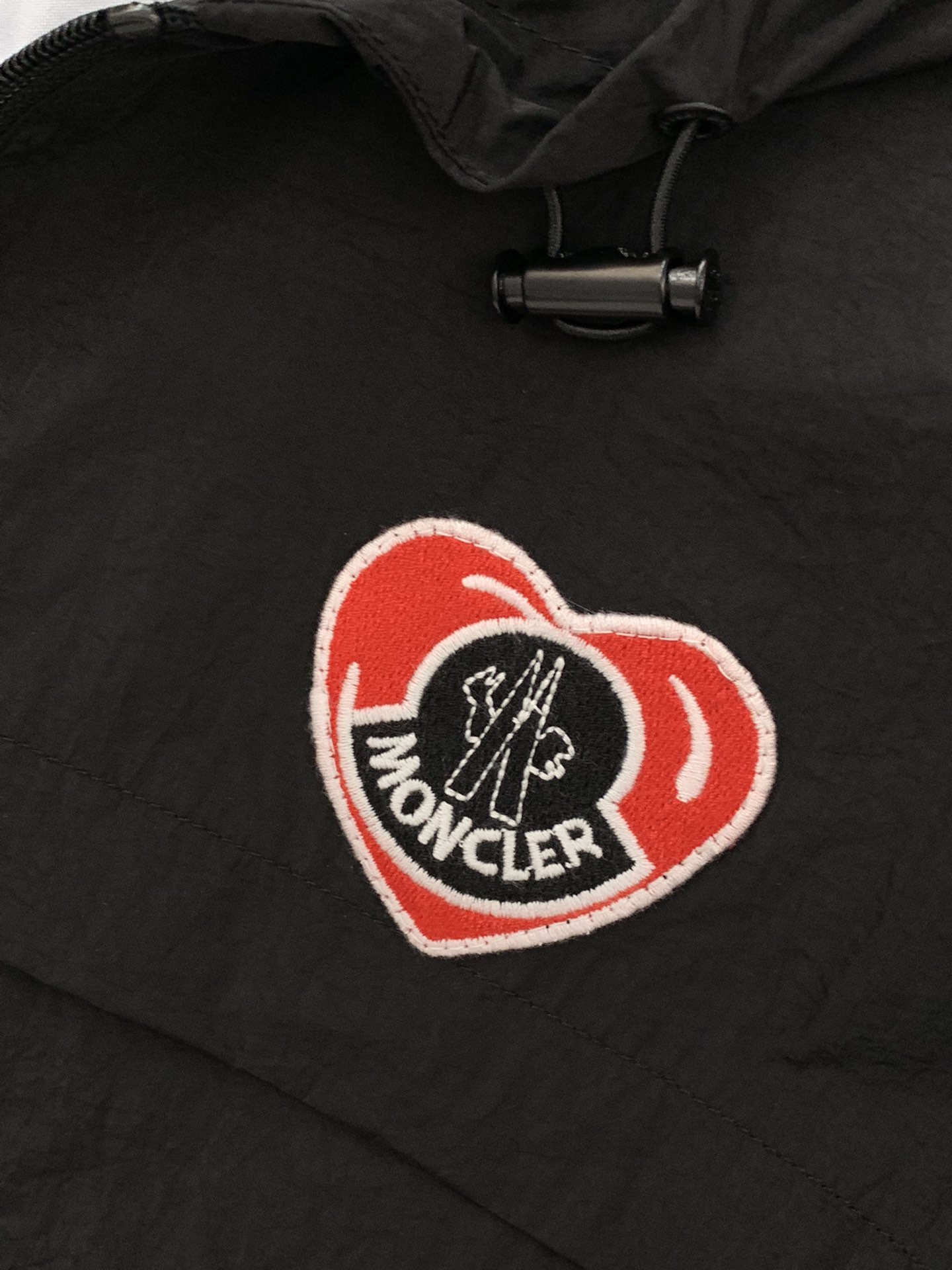 ，Moncler 蒙口，2025春季最新品，专柜同步有售，原单狠货，时尚休闲连帽外套，上身舒适！吸睛而有