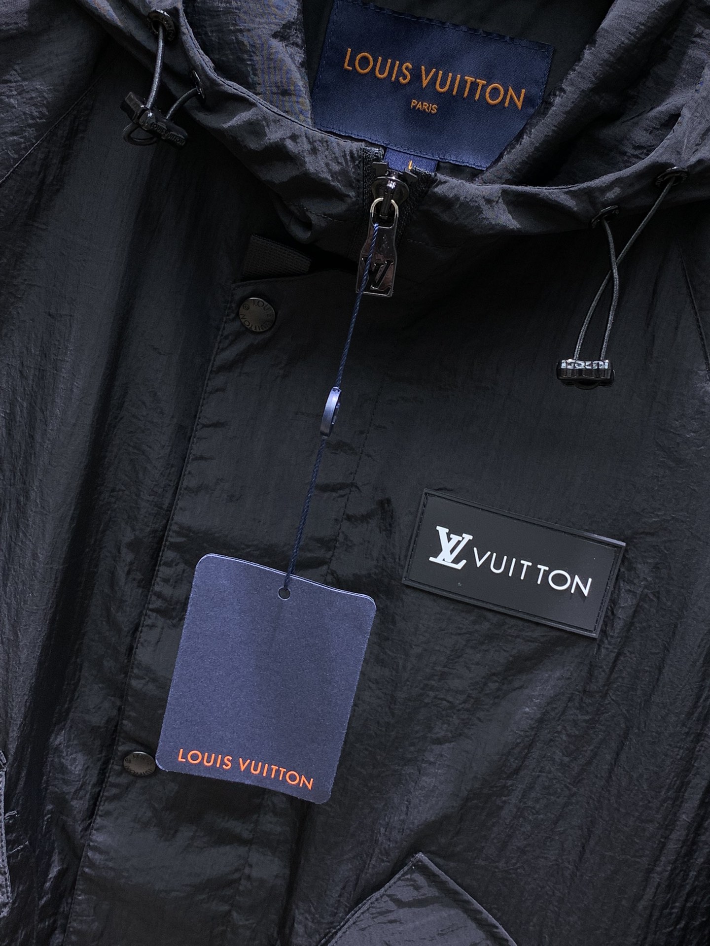 ，LouisVuitton 路易威登，2025春季最新款，专柜同步有售，原单狠货，时尚休闲连帽外套，上身
