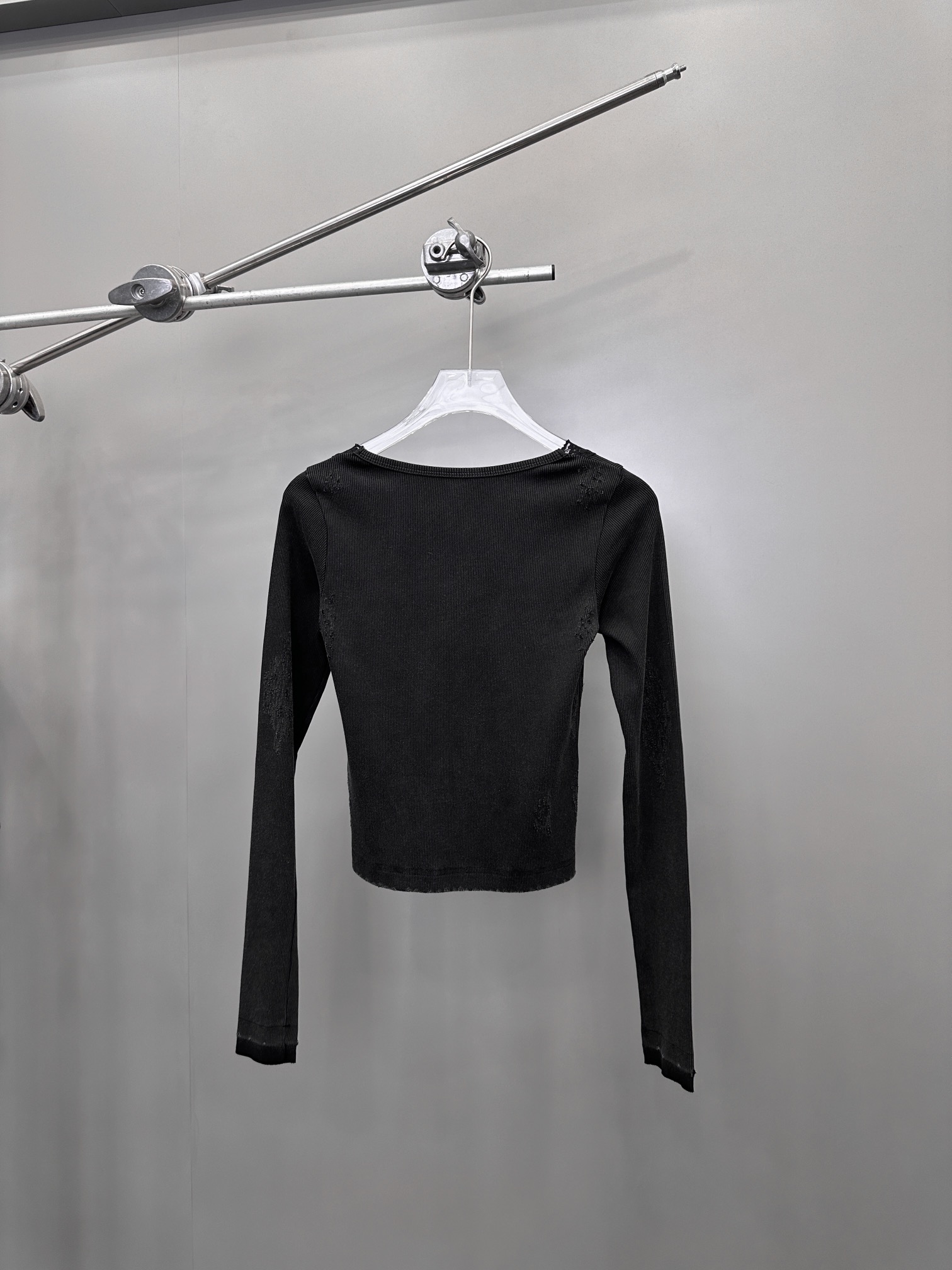 🌾NEW｜新款打底，坑条毛织面料，高弹力修身不紧身，胸前拼接蕾丝领口小细节，尺码Sml 「洗涤须知：建议