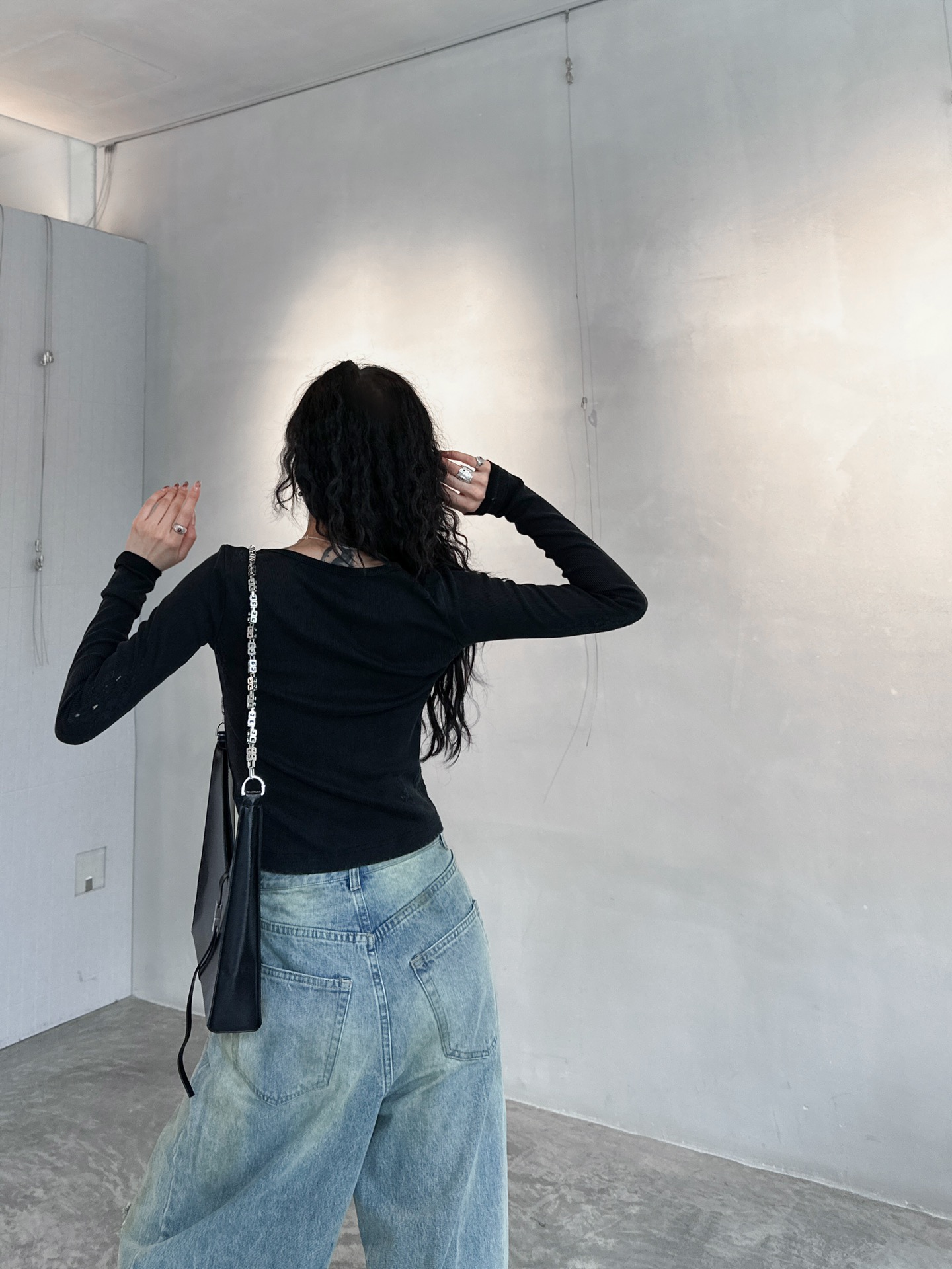 🌾NEW｜新款打底，坑条毛织面料，高弹力修身不紧身，胸前拼接蕾丝领口小细节，尺码Sml 「洗涤须知：建议